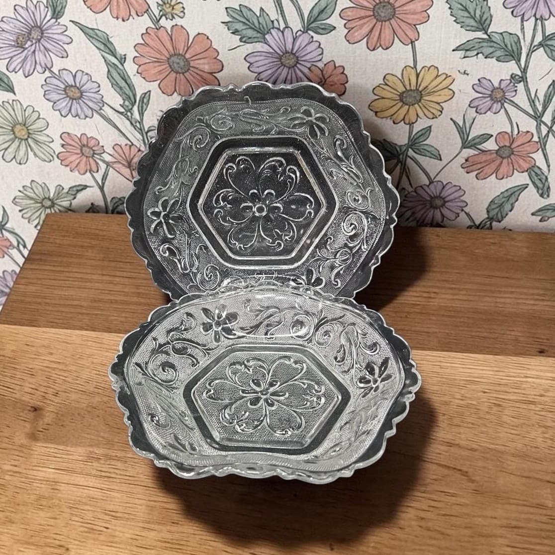 Indiana Glass Tiara Hexagon Bowls, Set of 2, Vintage Daisy Pattern Tableware