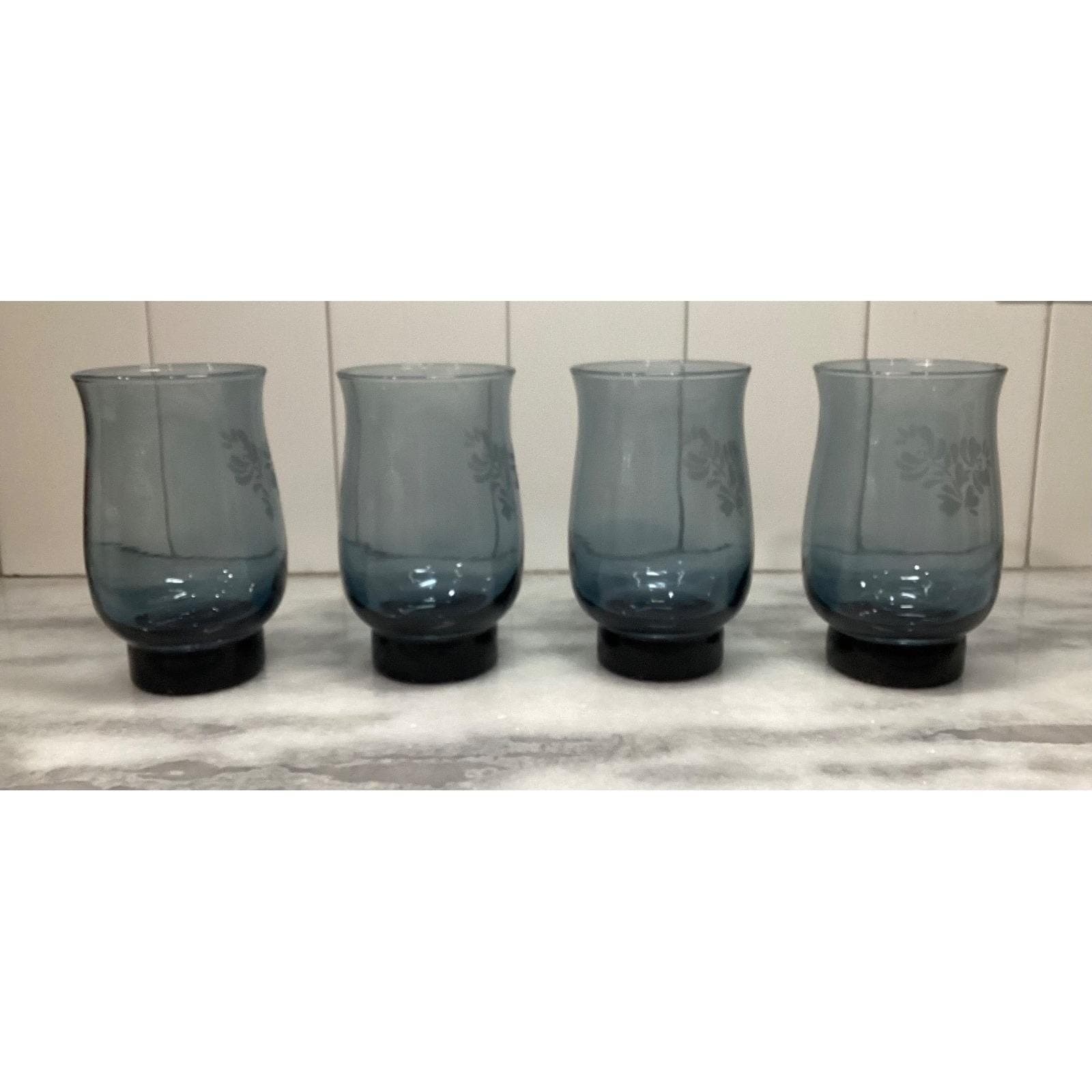 Pfaltzgraff Yorktowne Blue Tumblers, Set of 4, Vintage Etched Floral Design - Thumbnail 4