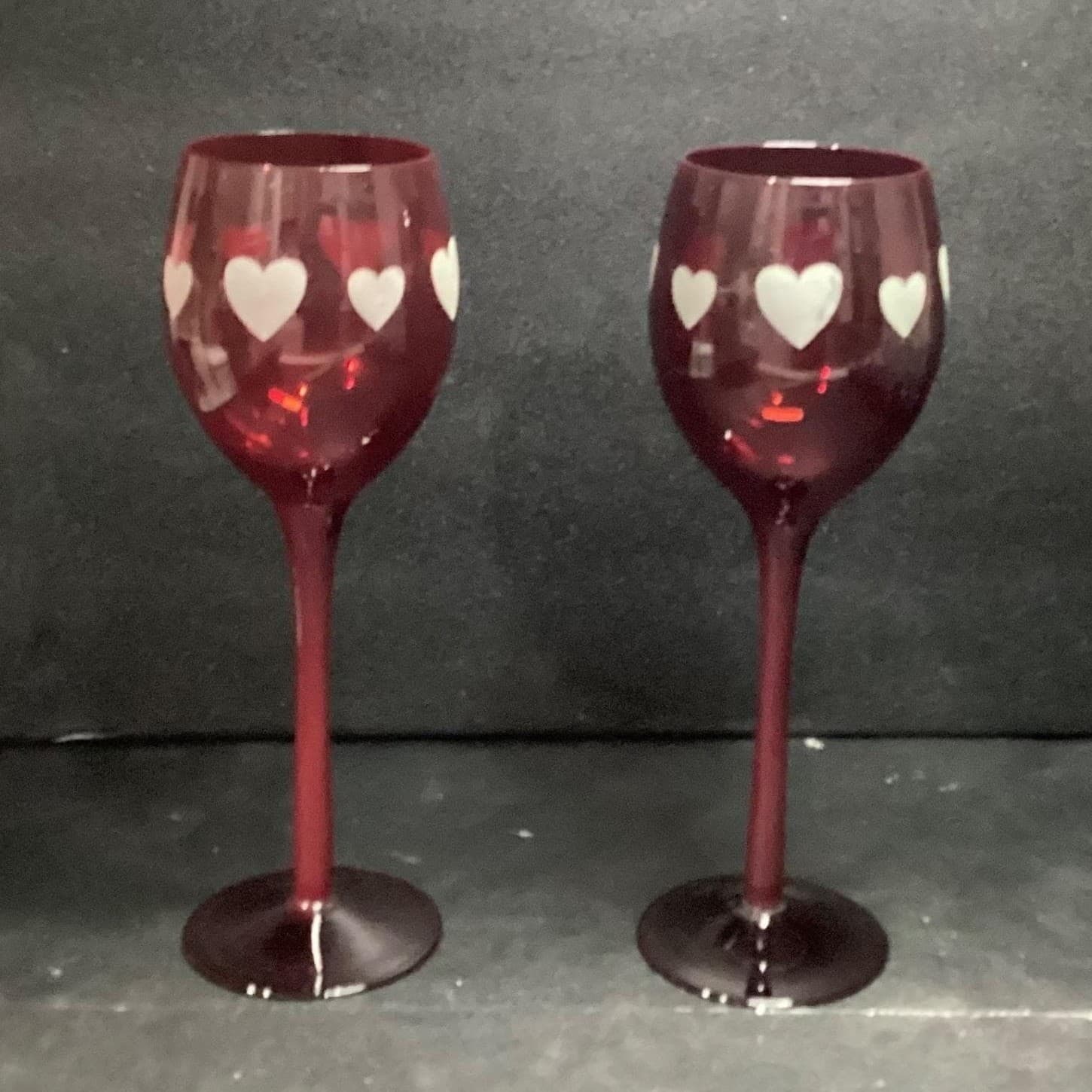 Ruby Red Long Stem Wine Glasses, Set of 2, Frosted Hearts Design, Vtg Stemware - Thumbnail 7