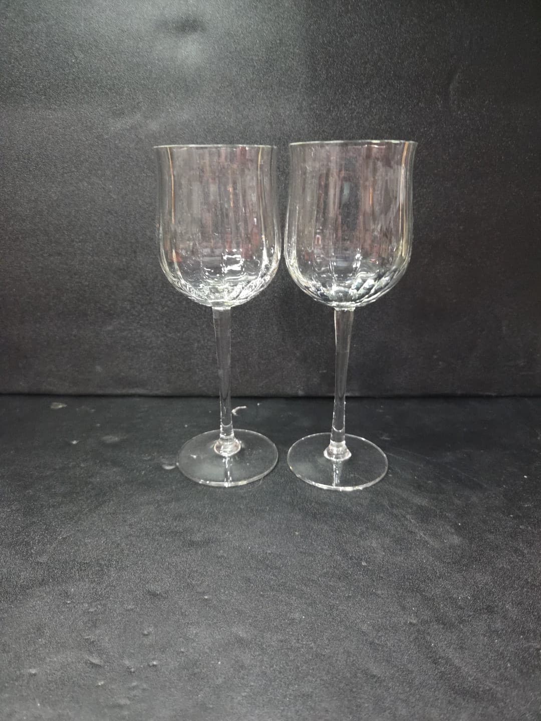 Vertical Cut Ribbed Optic Wine Glasses, Clear Water Goblets, Set of 2, Drinkware - Thumbnail 3