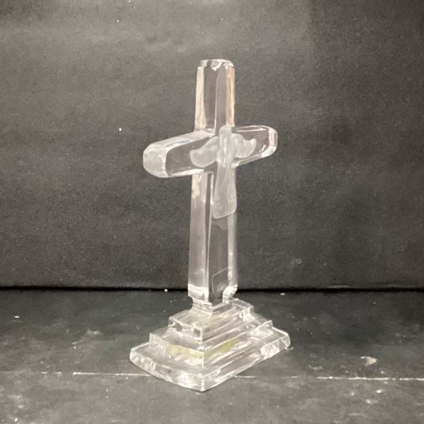 Towle 24% Lead Crystal Cross, Vintage Frosted Angel, Heavy Pedestal Glassware - Thumbnail 3