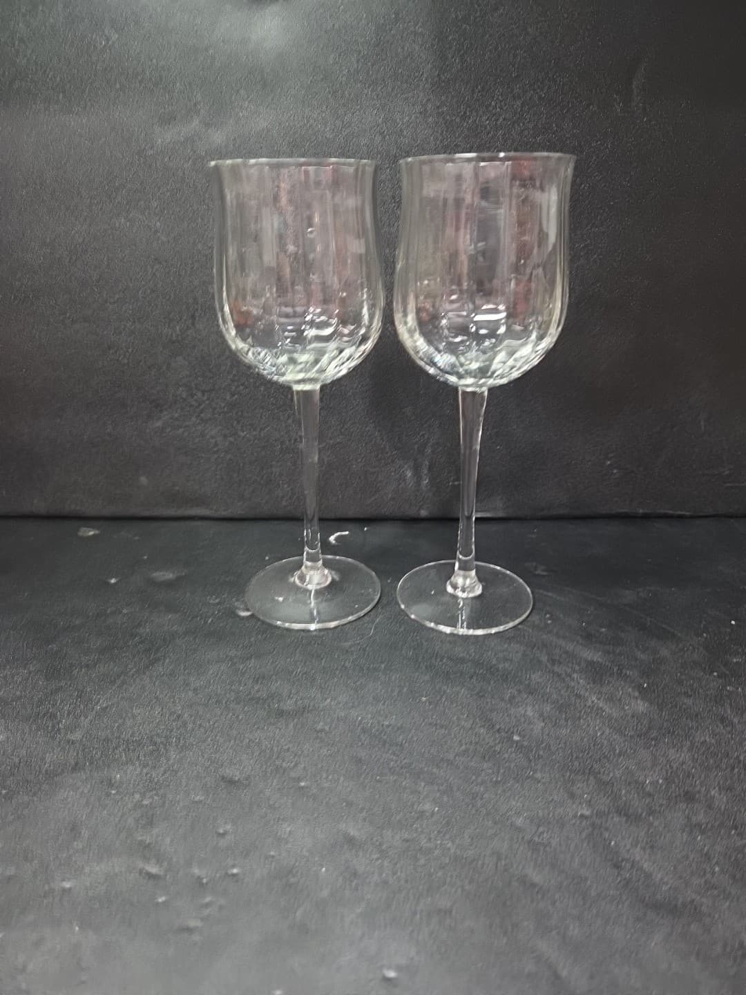 Vertical Cut Ribbed Optic Wine Glasses, Clear Water Goblets, Set of 2, Drinkware - Thumbnail 2