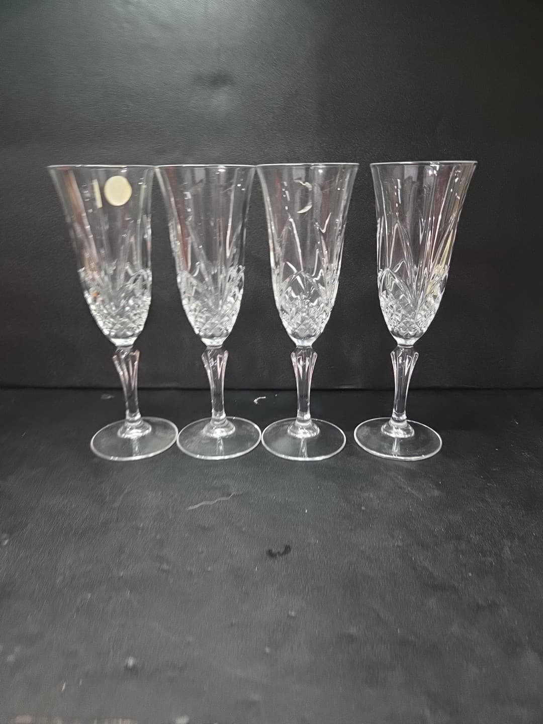 Salzburg by Cristal De Flandre Champagne Flutes, Vintage French Glass, Set of 4 - Thumbnail 3