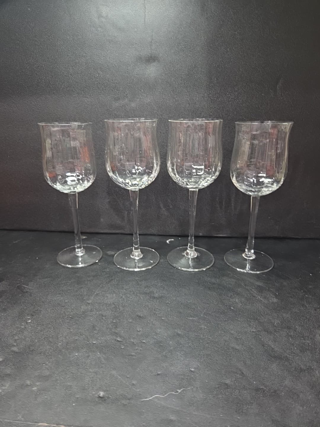 Vertical Cut Ribbed Optic Wine Glasses, Clear Water Goblets, Set of 4, Drinkware