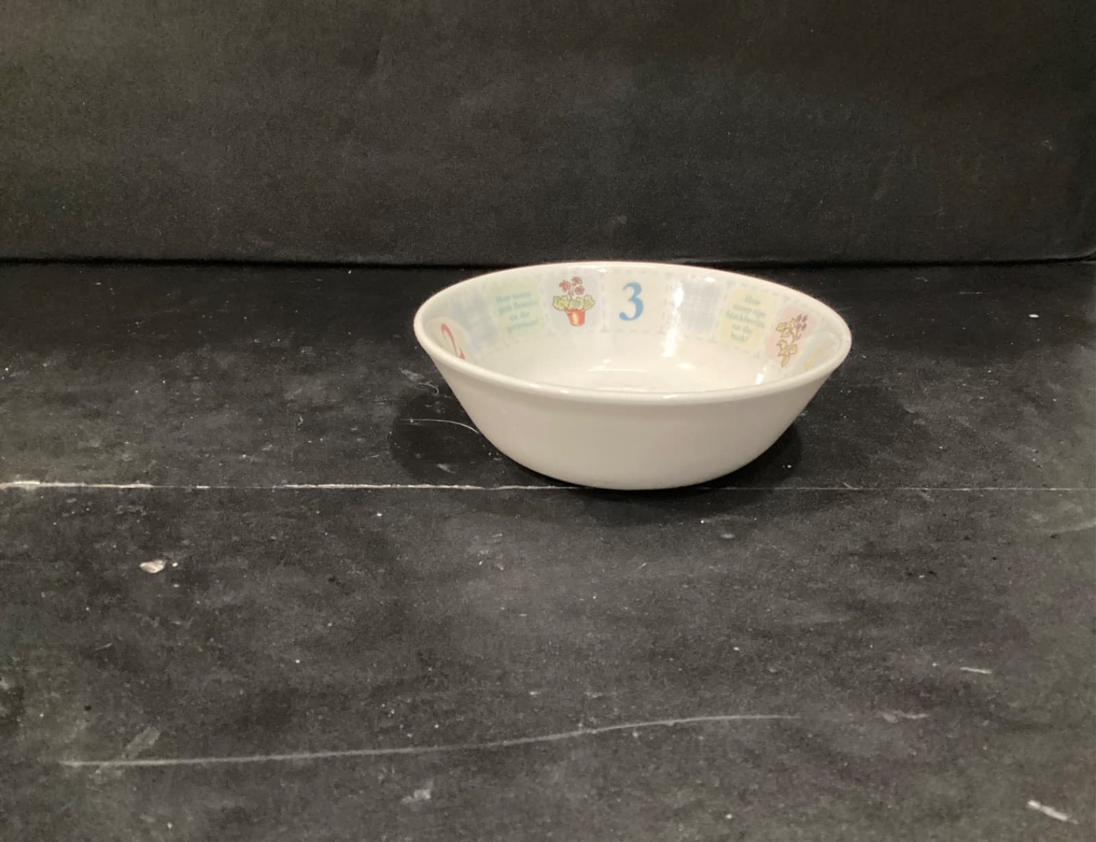 Peter Rabbit Wedgwood Child's Bowl - Thumbnail 8