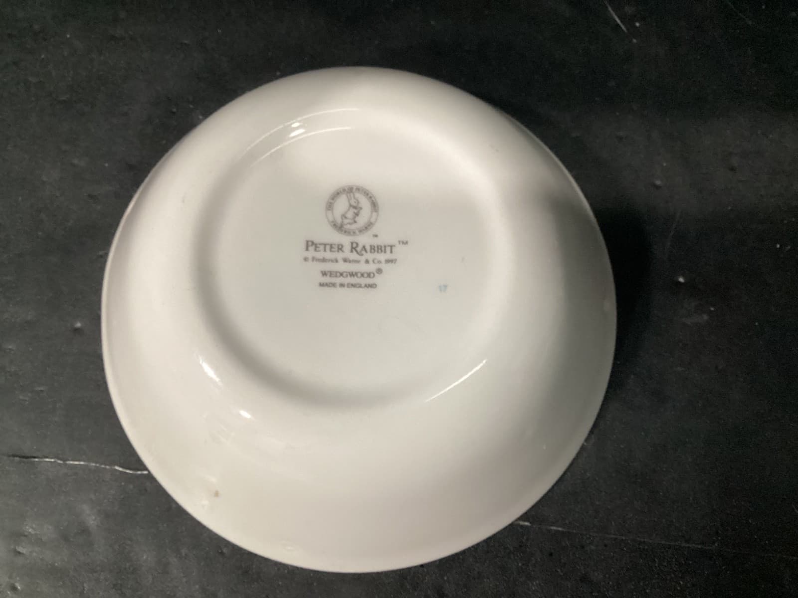 Peter Rabbit Wedgwood Child's Bowl - Thumbnail 3