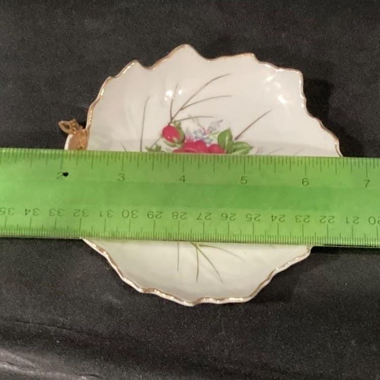 Vintage Leaf Shaped Trinket Dishes Stamped Badcock Furniture Made-Japan 1960 - Thumbnail 9