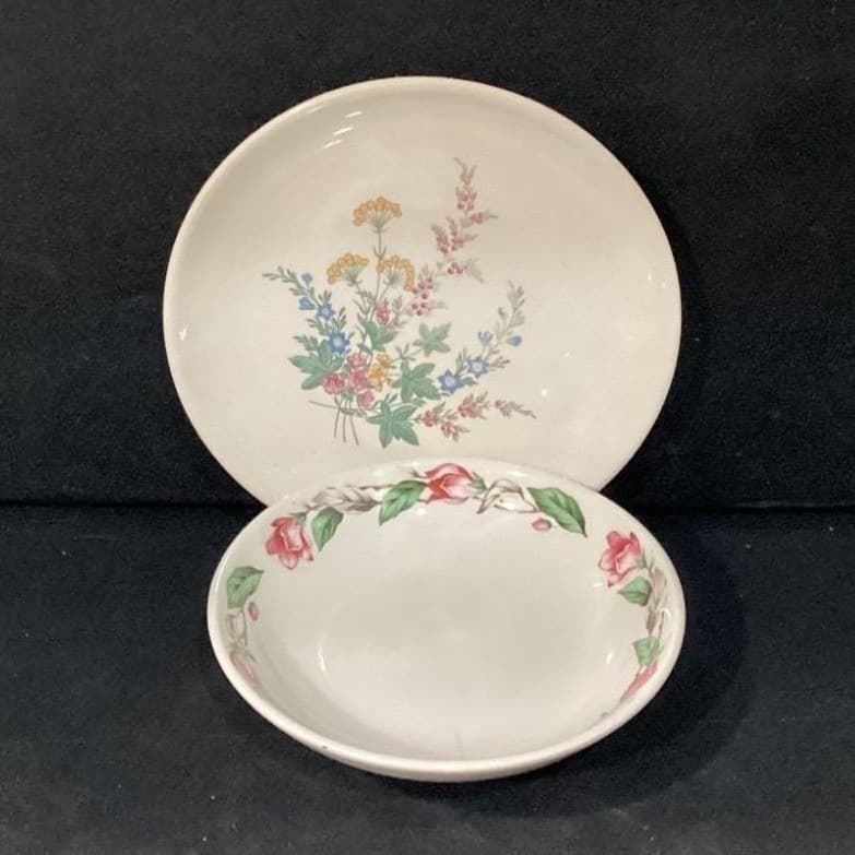 Universal Ballerina Oven Proof Floral Berry Bowl Bread Plate USA Vintage - Thumbnail 2