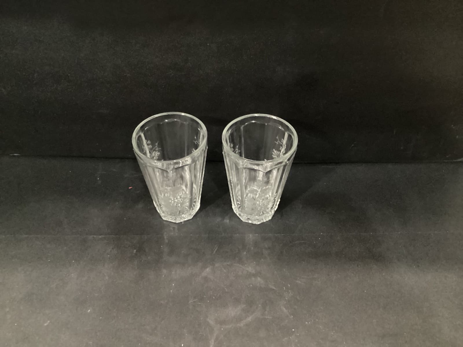 L.G. Wright Glass Panel Grape Clear Pattern 5” Flat Tumblers Set Of 2 - Thumbnail 2