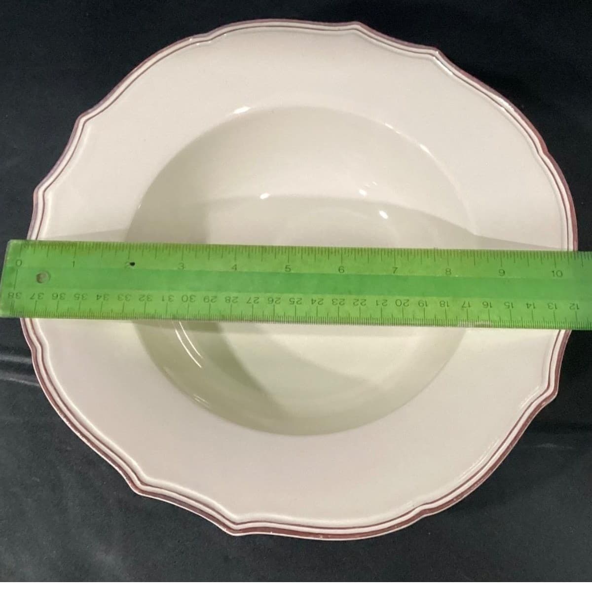 BORDALLO PINHEIRO ~ CHAMBORD ~ SCALLOPED SERVING BOWL ~ PORTUGAL ~ 10.5" - Thumbnail 8