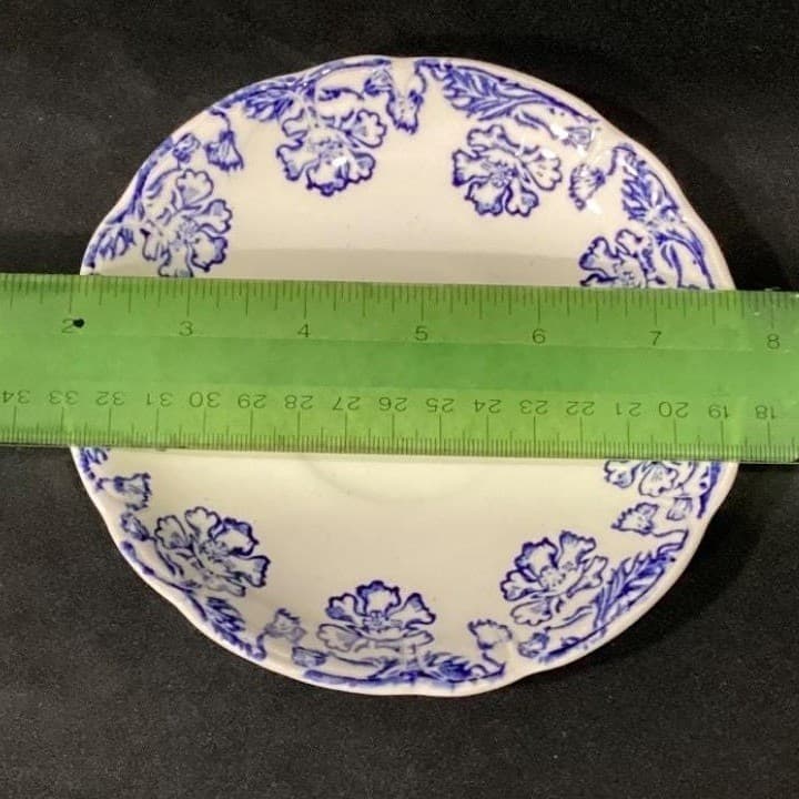 Set Of 4 Vtg. Boch Freres La Louviere 'Douglas' Blue & White Saucers - Thumbnail 5
