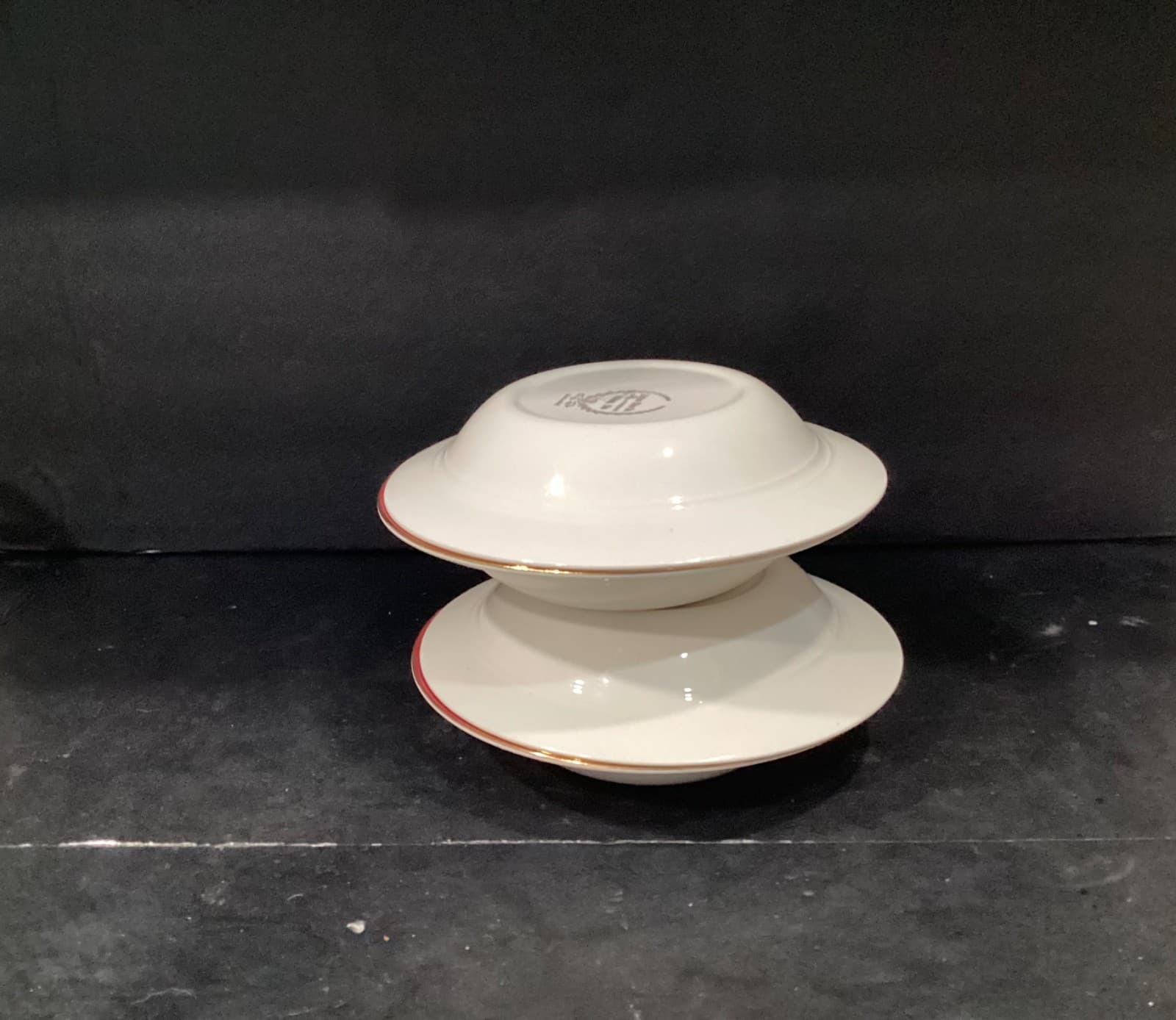 Homer Laughlin Burgundy Bowls 8.5" Magnolia 1940's Dishes Gold Rim Set of 4 - Thumbnail 9
