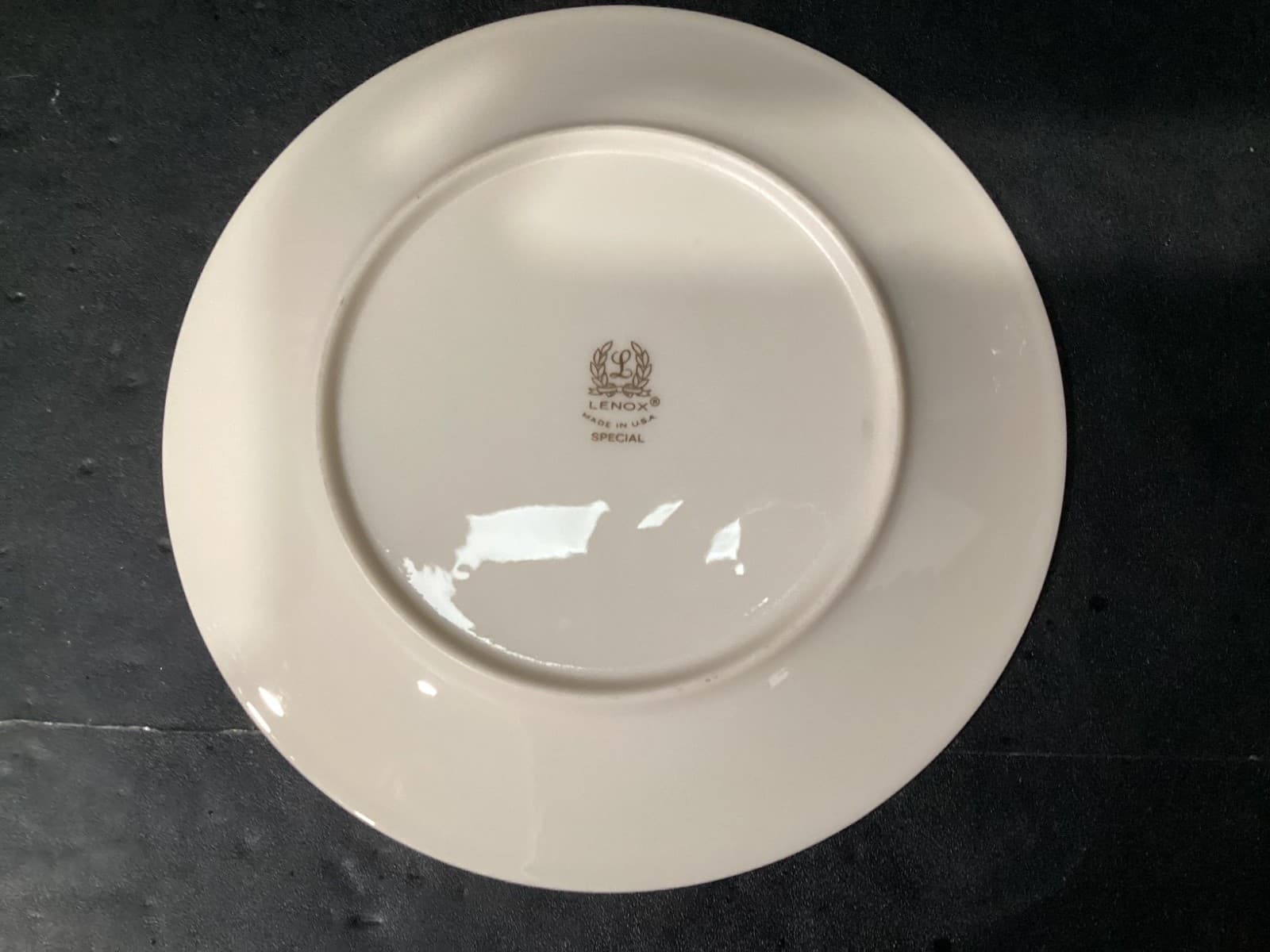 Set Of Two Lenox Holly and Floral Dessert Plates Special Collection - Thumbnail 4