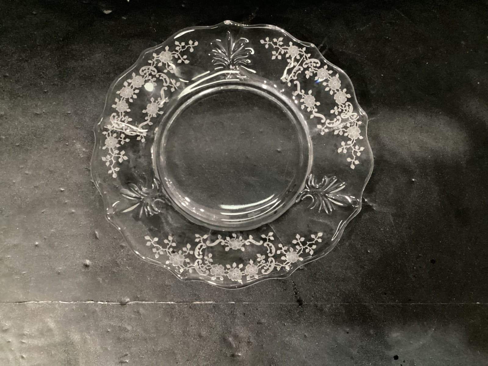 Fostoria Meadow Rose 7 3/8” Plates 1940s-50s Set of 4 Etched Floral CLEAR - Thumbnail 2