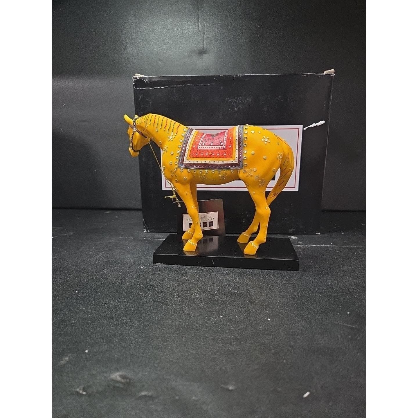 Trail of Painted Ponies Karuna (Compassion) Figurine, 1st Edition #1455, 1E/5469 - Thumbnail 6