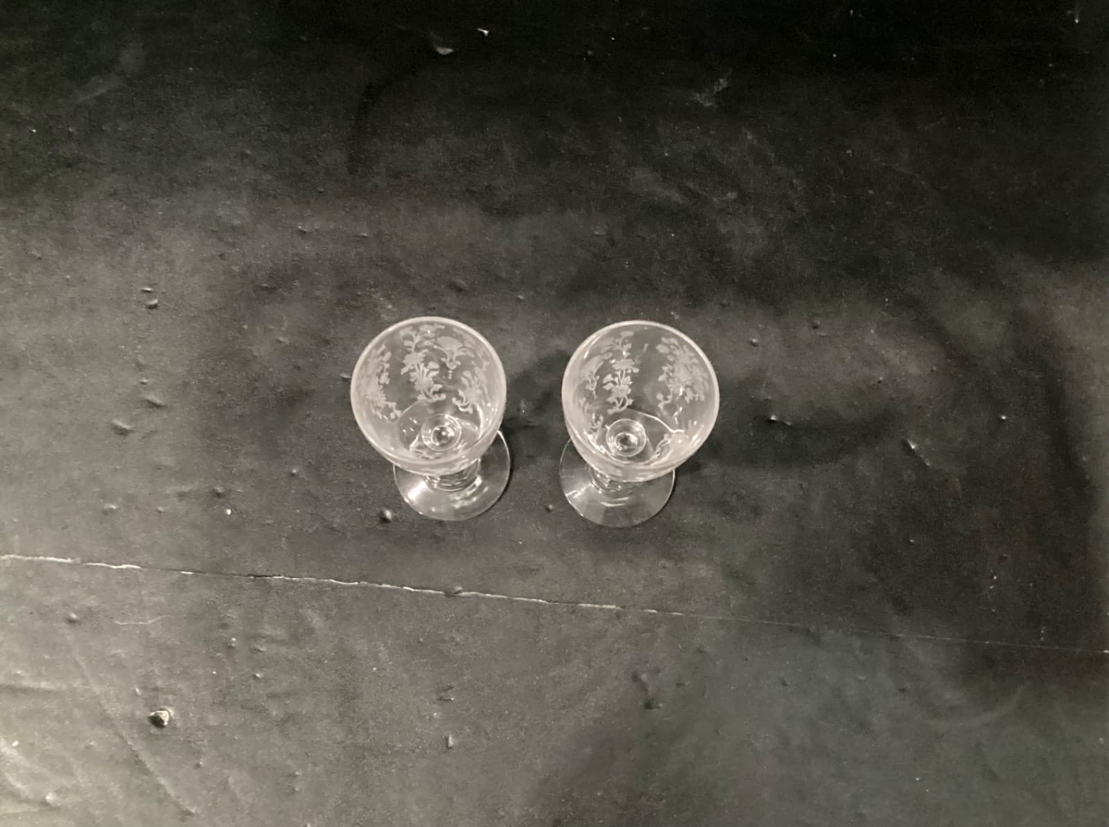 Duncan & Miller Lead Crystal Etched Elegant Glass Cordial Glass "First Love" - Thumbnail 3