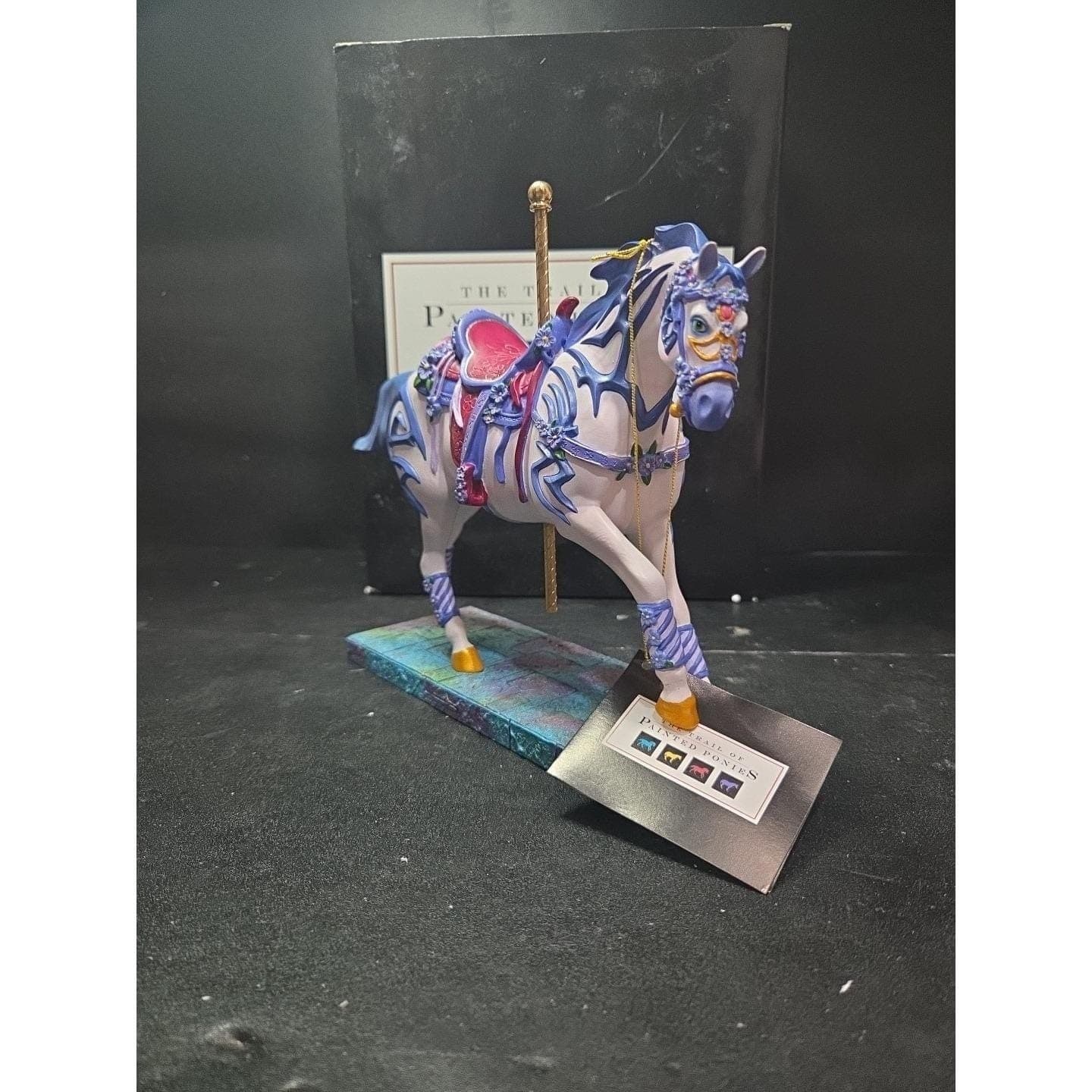Trail of Painted Ponies Vi's Violet Vision Statue, 1st Edition #1476 1E/2287 Box