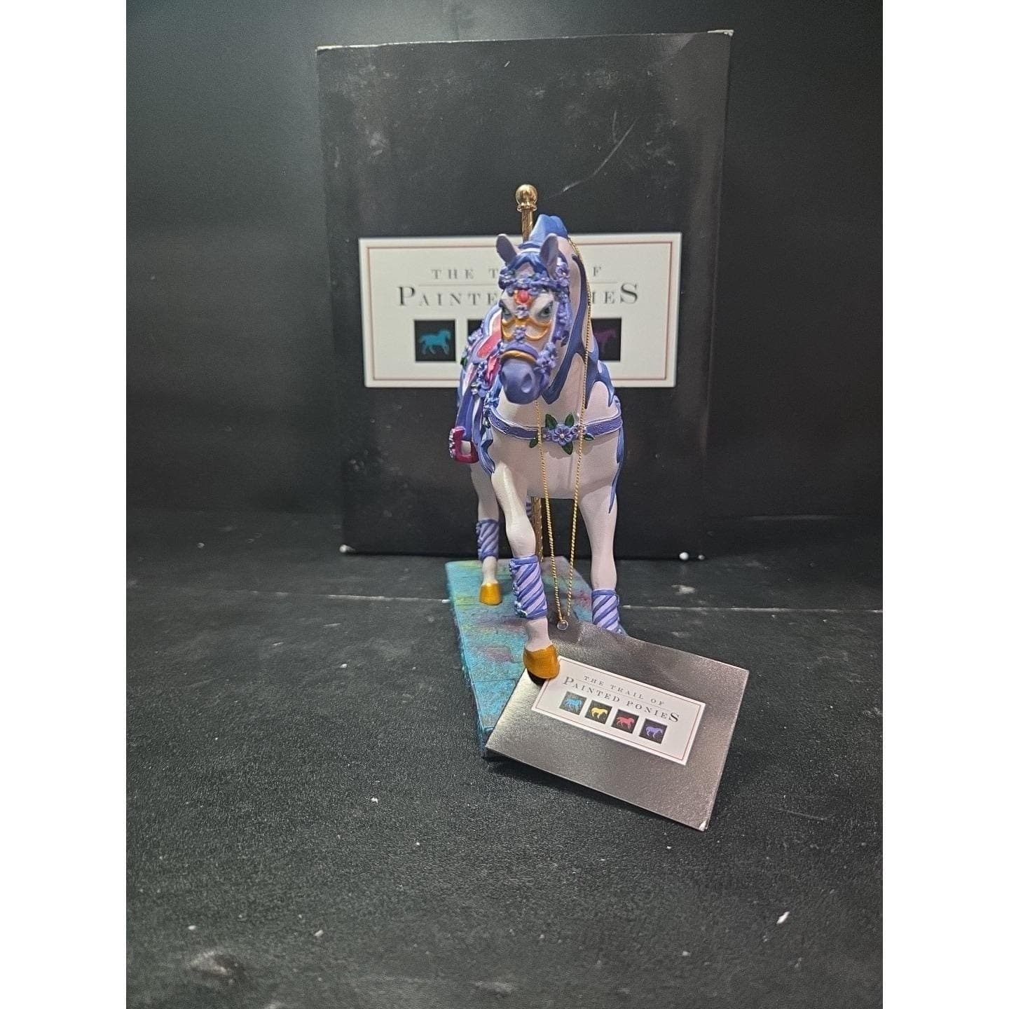 Trail of Painted Ponies Vi's Violet Vision Statue, 1st Edition #1476 1E/2287 Box - Thumbnail 3