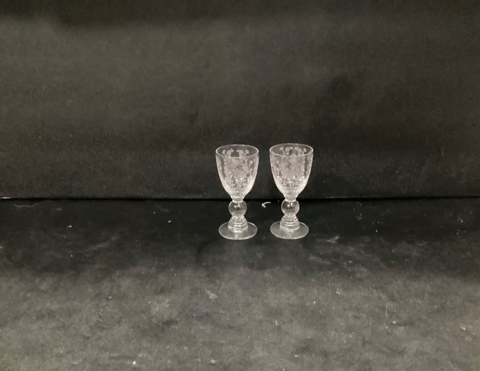 Duncan & Miller Lead Crystal Etched Elegant Glass Cordial Glass "First Love" - Thumbnail 9