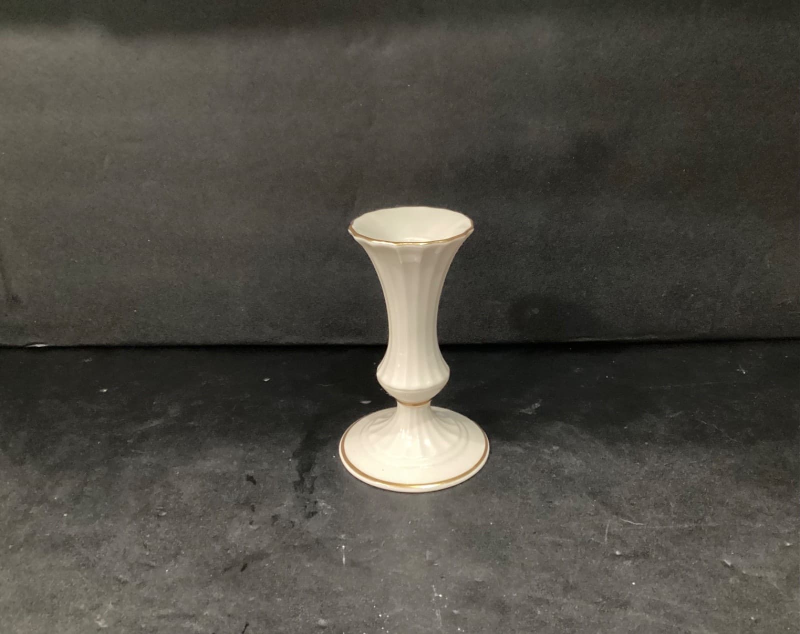Vintage Lenox Classic Ivory Colored 24k Gold Trim 6" Candle Stick Holder - Thumbnail 8