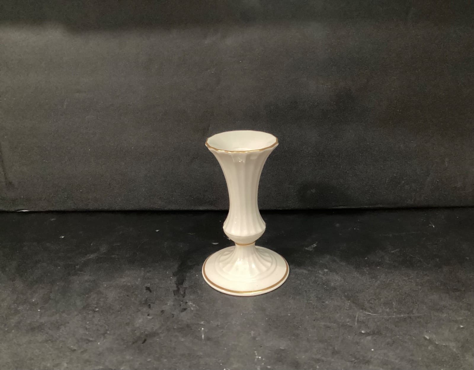 Vintage Lenox Classic Ivory Colored 24k Gold Trim 6" Candle Stick Holder - Thumbnail 9