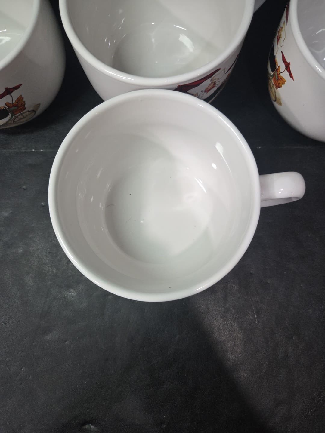 Trisa Large Coffee Mugs, French Chef on Bicycle Design, Set Of 4 Soup Cups 24 Oz - Thumbnail 6