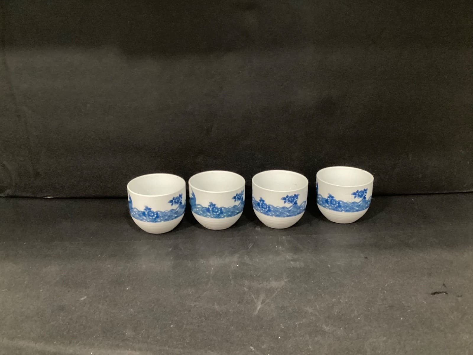 White Jade Porcelain Cheng's Blue Rose Koi Set of 4 Tea Sake Cups - Thumbnail 8