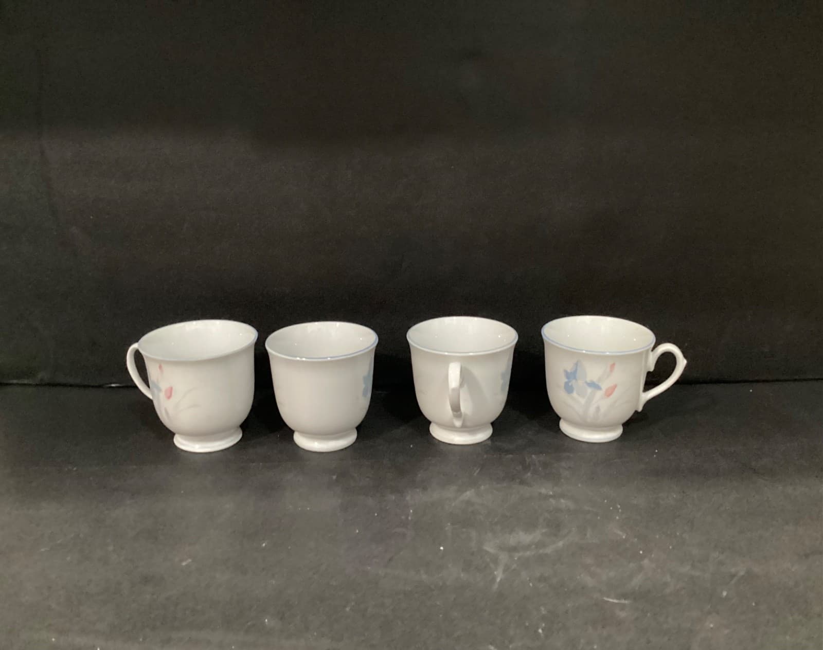 Set of 4 Excel Fresh Flowers Iris Coffee Cups Footed Blues & Pinks Floral Pastel - Thumbnail 7