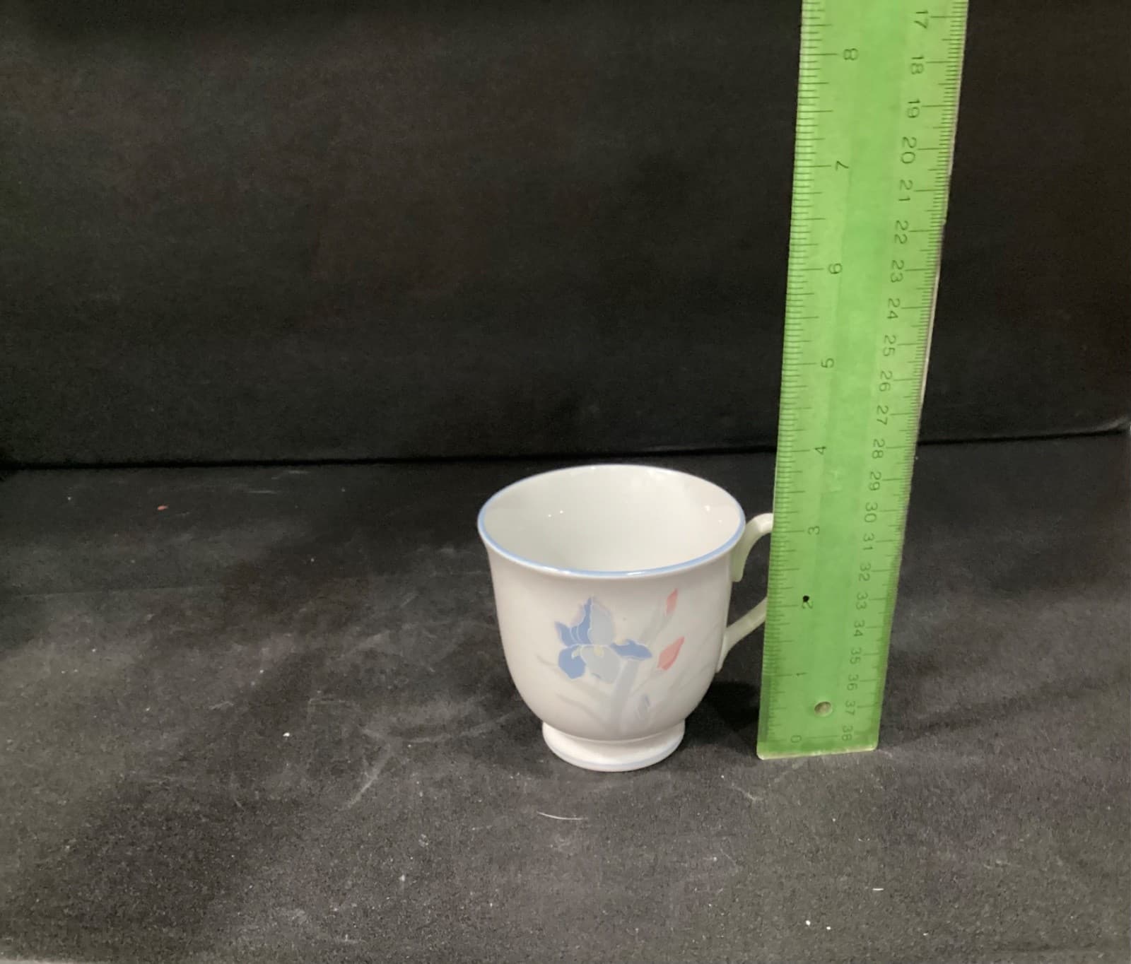 Set of 4 Excel Fresh Flowers Iris Coffee Cups Footed Blues & Pinks Floral Pastel - Thumbnail 5