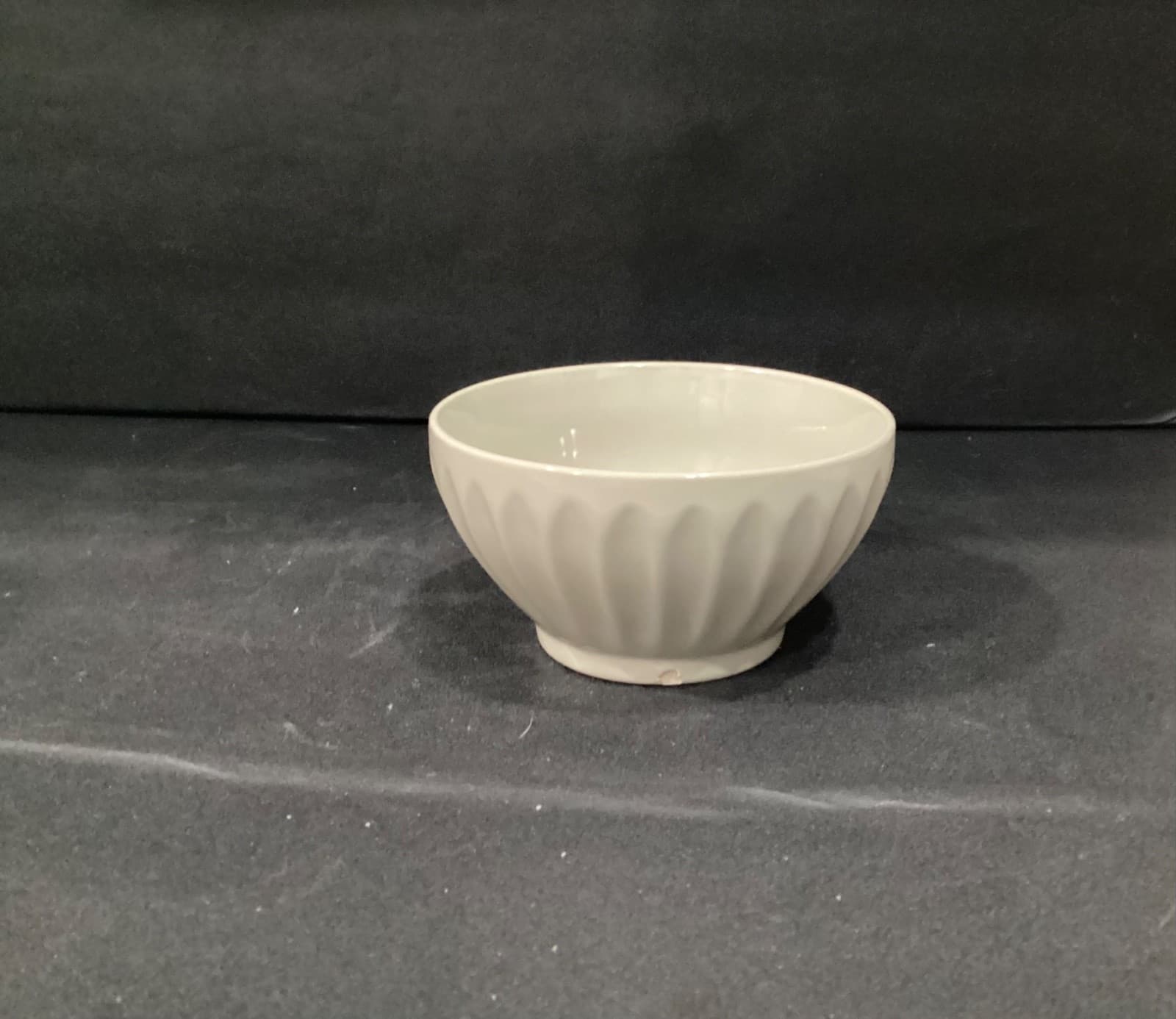 Vintage Crofton Stoneware Fluted 5.5” Soup Cereal Stackable Bowls Set of 4 - Thumbnail 2