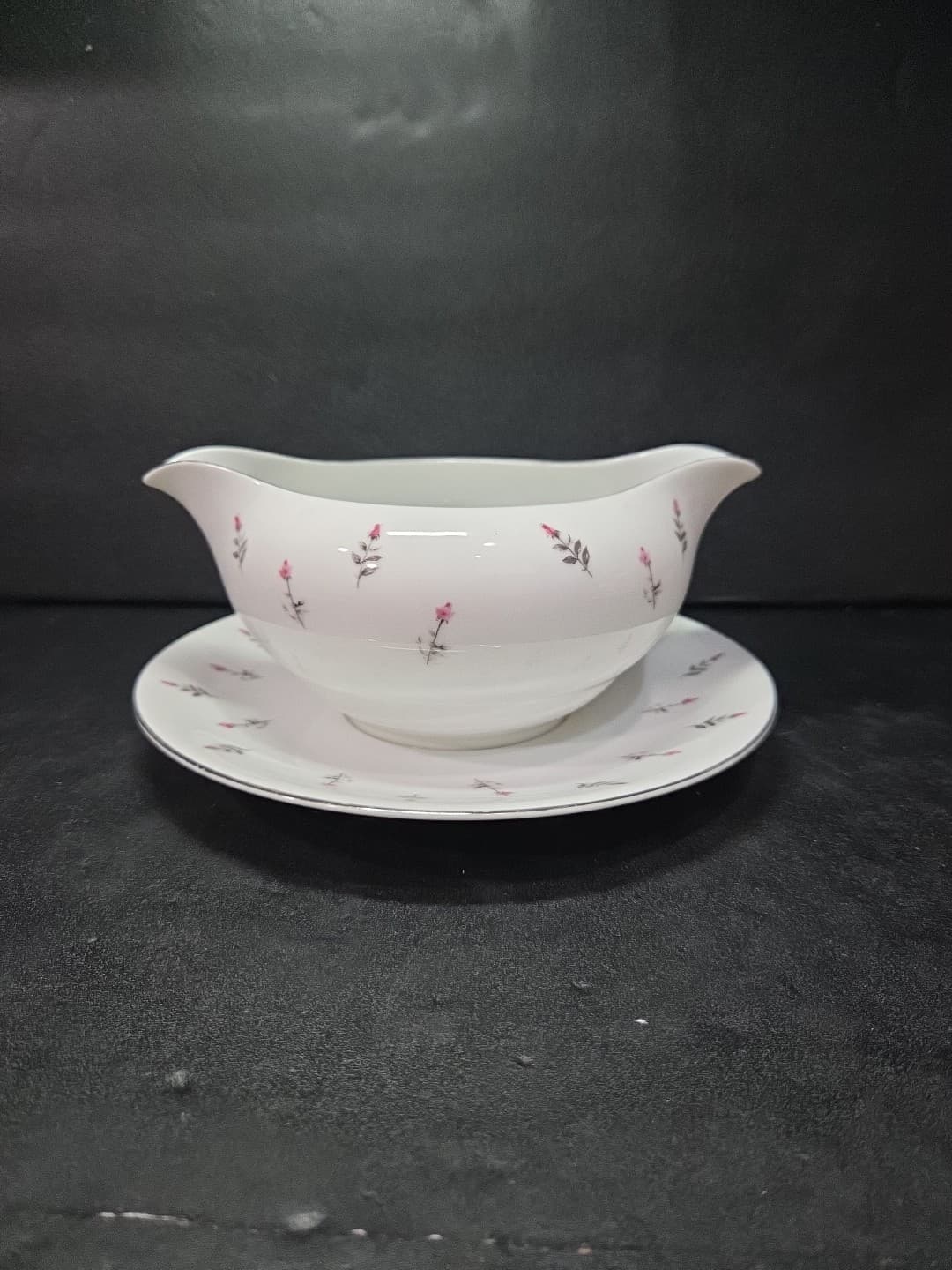 Mistake Japan Floral Double sided Gravy Boat with Underplate Vintage