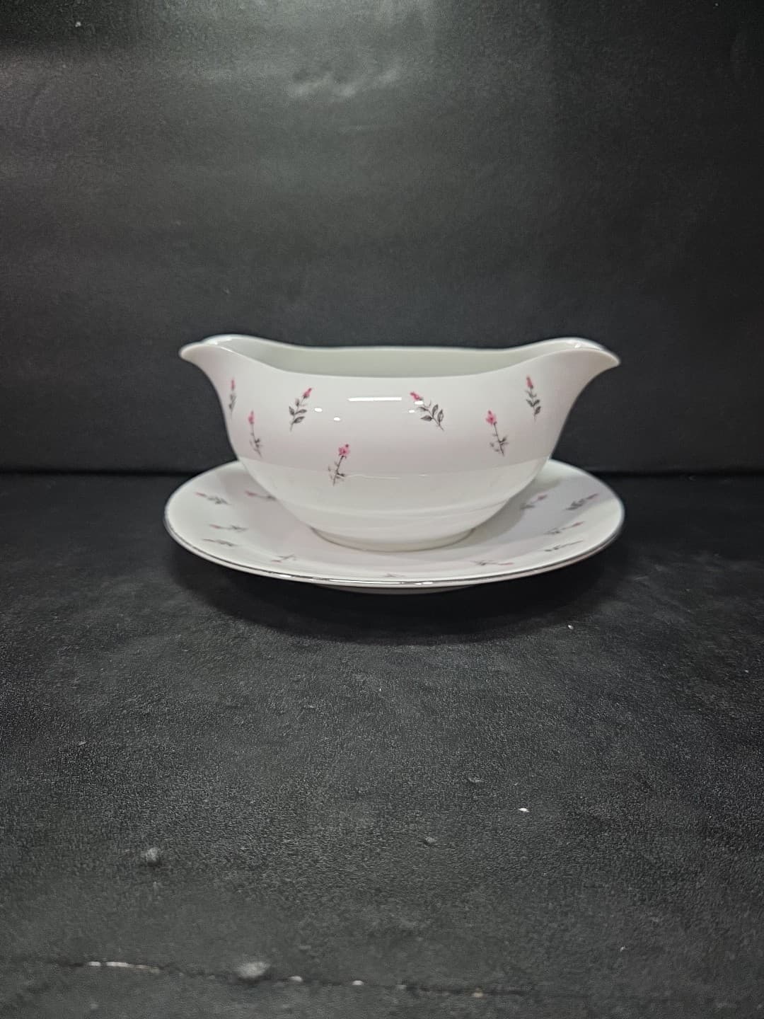 Mistake Japan Floral Double sided Gravy Boat with Underplate Vintage - Thumbnail 3