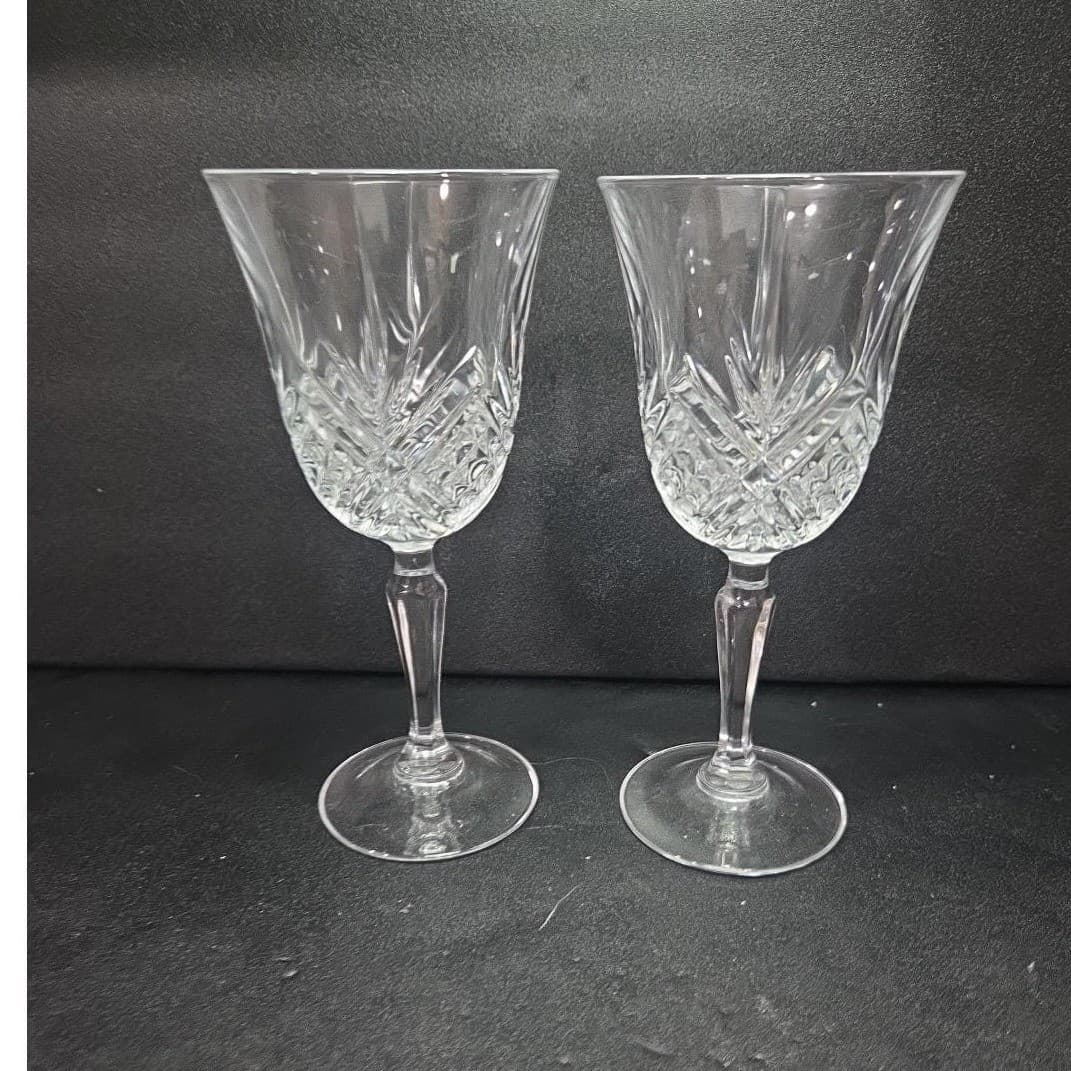 Cristal D'Arques Masquerade Crystal Wine Glasses, Set of 2, Vintage Stemware - Thumbnail 3