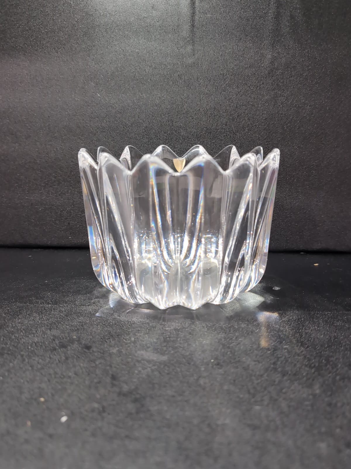 Orrefors Fleur Crystal Vase, Designed by Jan Johansson, Decorative Home Accent - Thumbnail 3