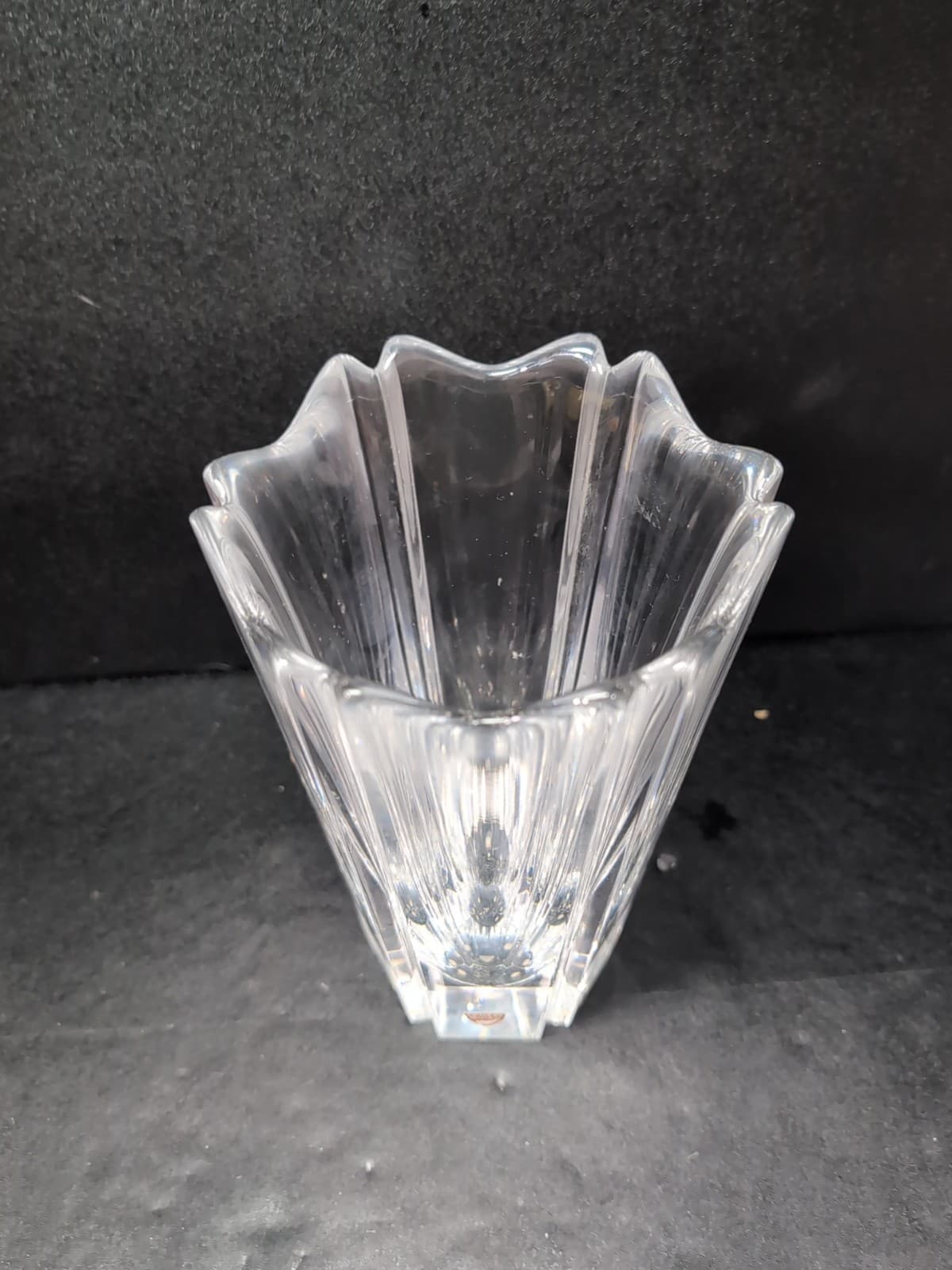 Orrefors Tulip Top Glass Vase, Crystal Vase Etch Signed, Heavy Decorator Vase - Thumbnail 5