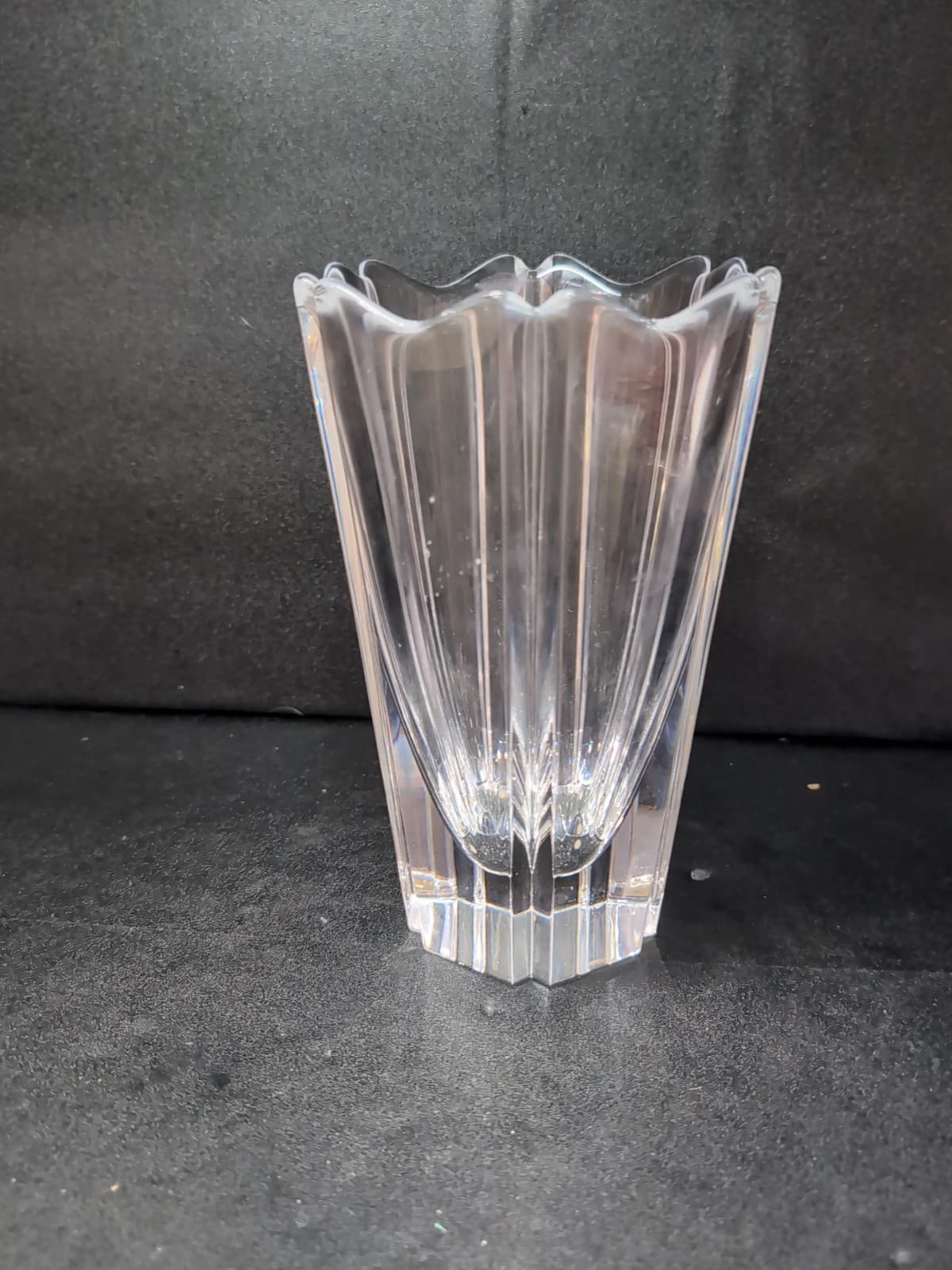 Orrefors Tulip Top Glass Vase, Crystal Vase Etch Signed, Heavy Decorator Vase - Thumbnail 4