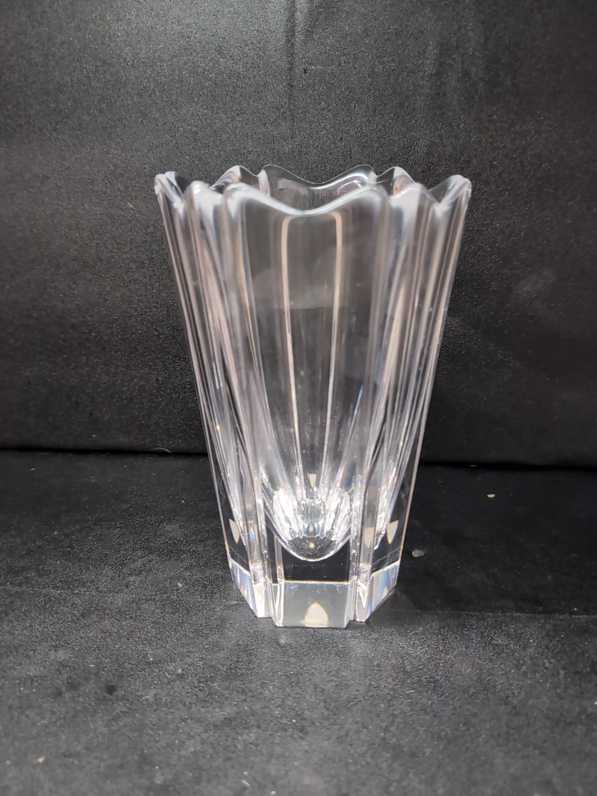 Orrefors Tulip Top Glass Vase, Crystal Vase Etch Signed, Heavy Decorator Vase - Thumbnail 3