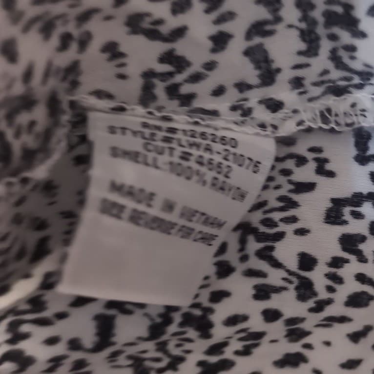Velvet Heart Black White Animal Print Sleeveless Rayon Blouse, Woman's XL Top - Thumbnail 6