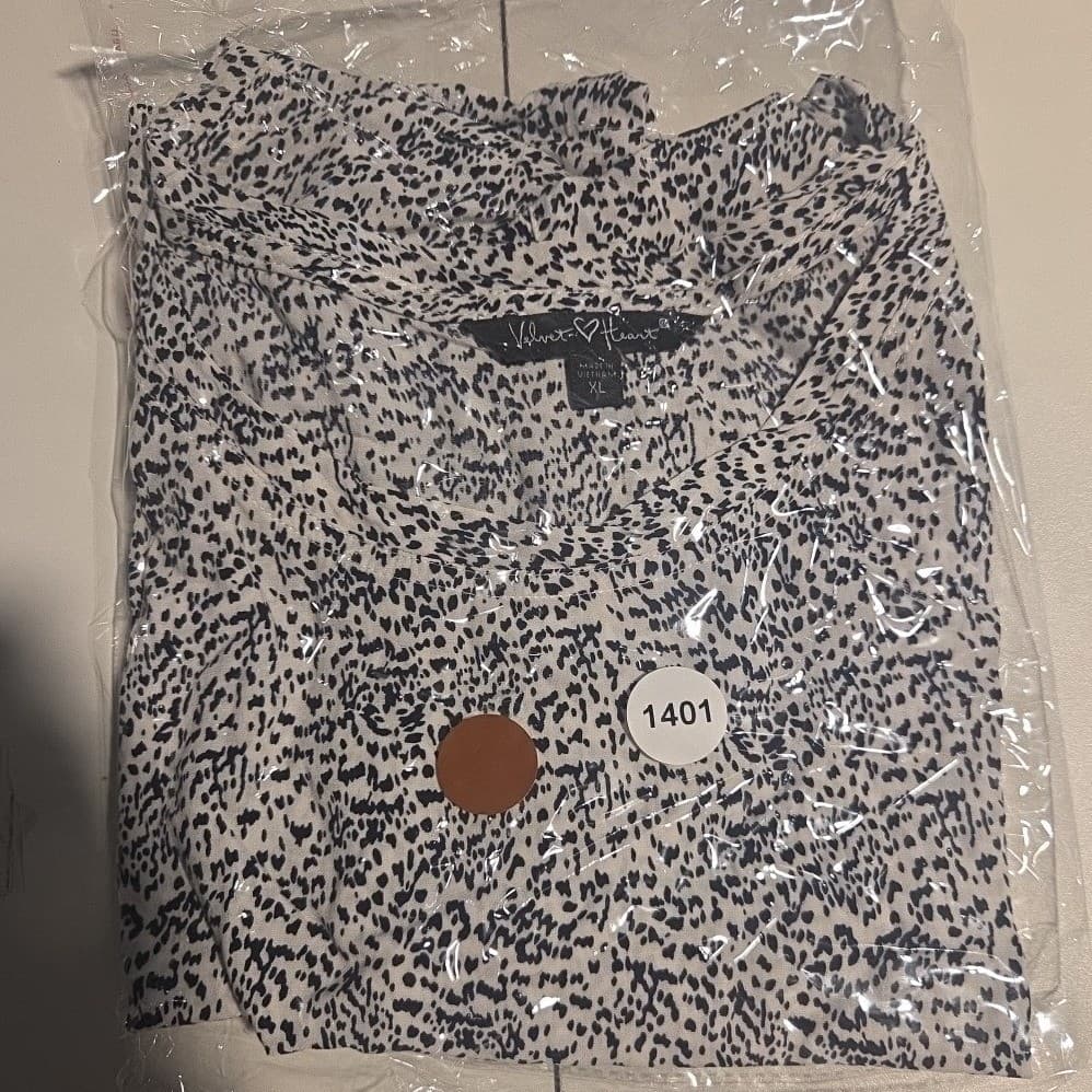 Velvet Heart Black White Animal Print Sleeveless Rayon Blouse, Woman's XL Top - Thumbnail 8
