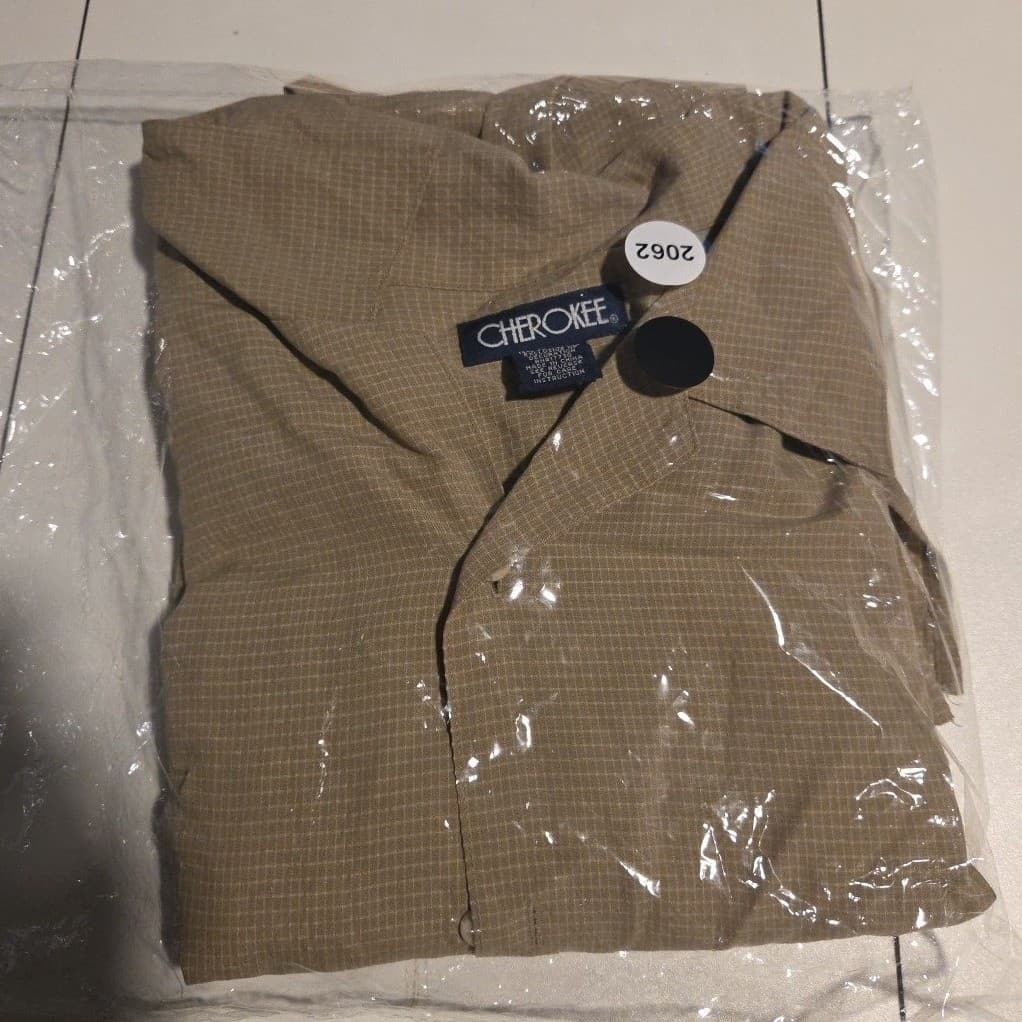 Cherokee Tan Embroidered Short Sleeve Button Front Camp Shirt, Men's XXL Khaki - Thumbnail 9