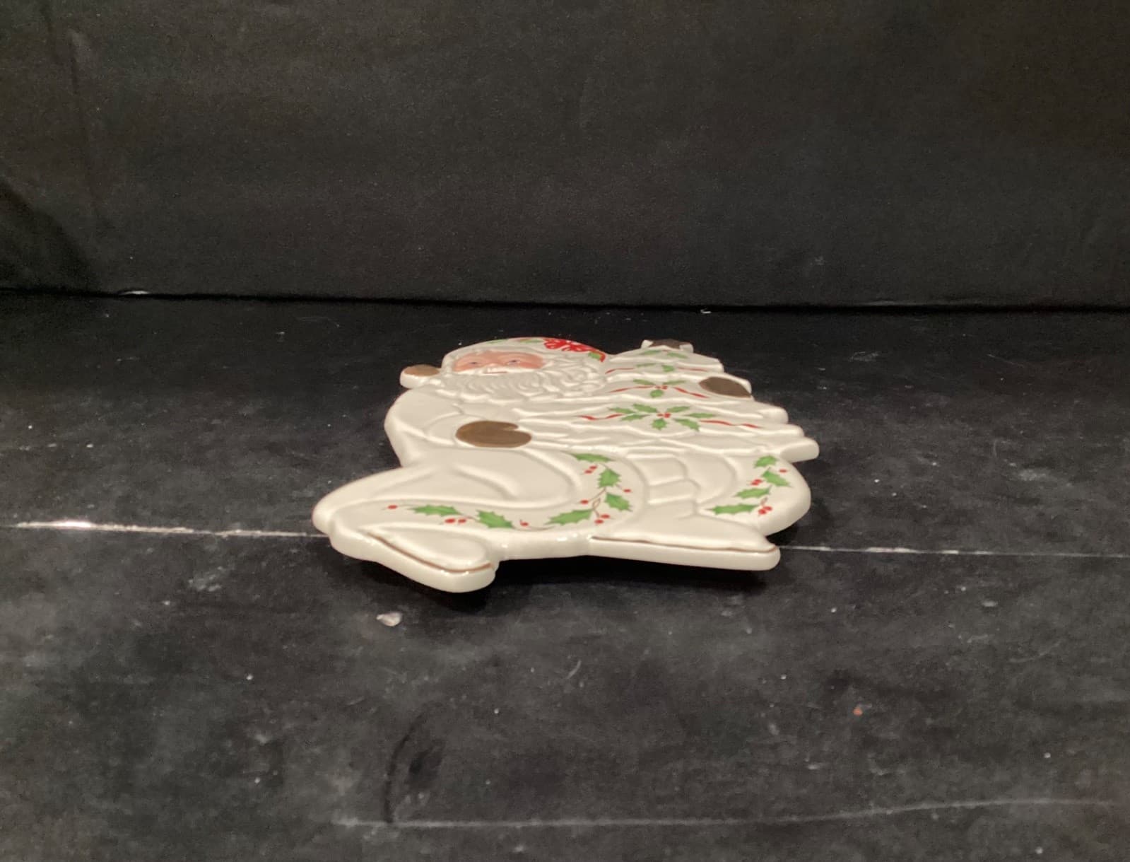 Vintage Lenox Christmas Santa Claus Trivet Gold Accents Holly Leaves - Thumbnail 7