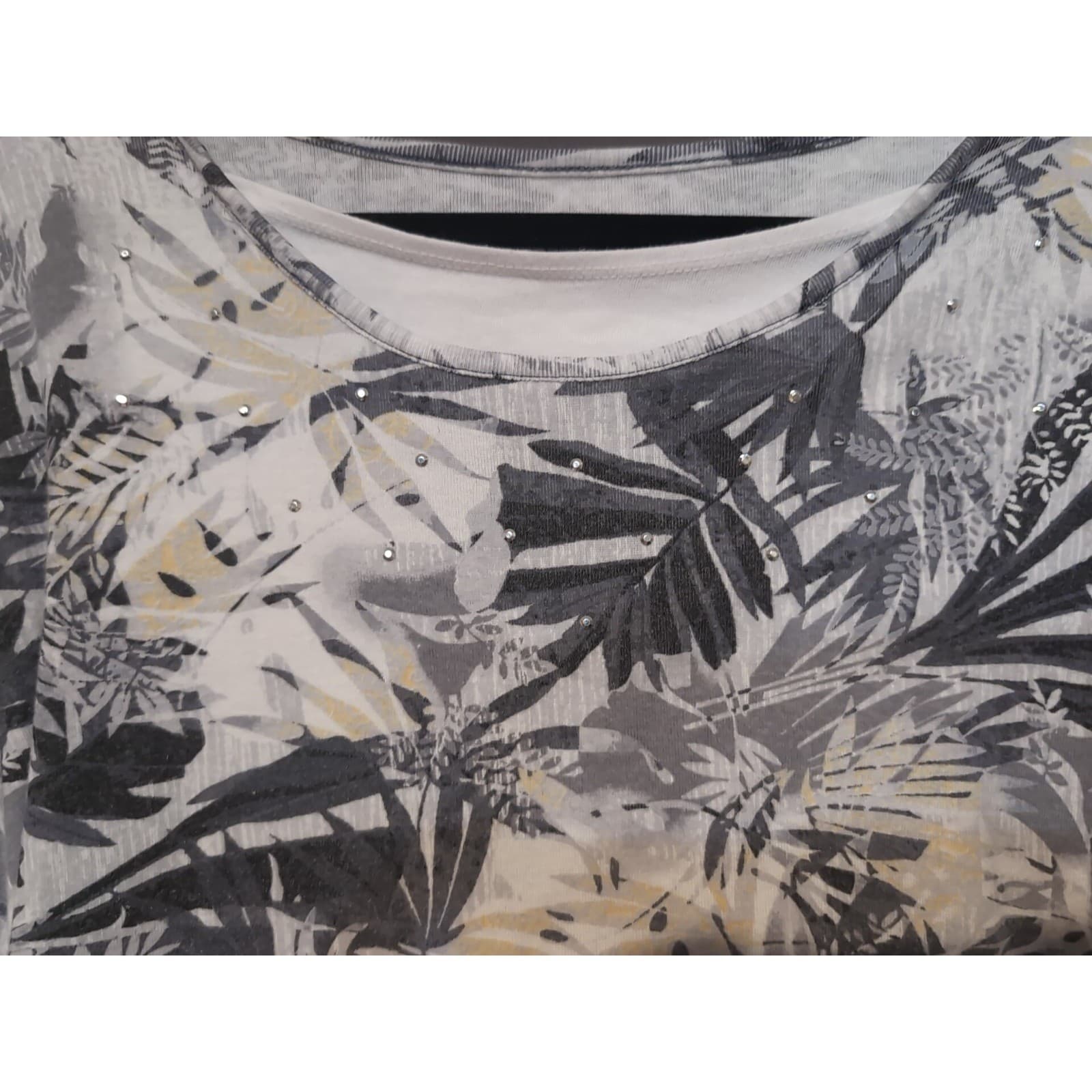 Basic Editions Tropical Leaf Print Top, Rhinestone Scoop Neck, Women's Large - Thumbnail 6