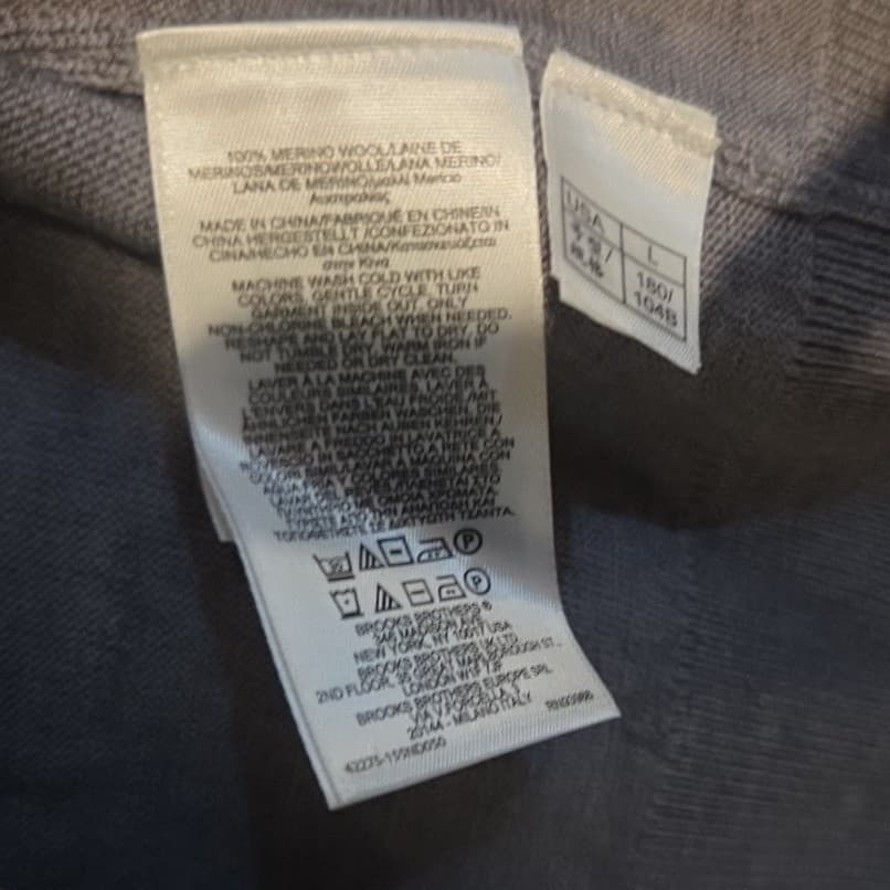 Brooks Brothers Brookstech Merino Grey Wool V-Neck Sweater, Men's Large - Thumbnail 6