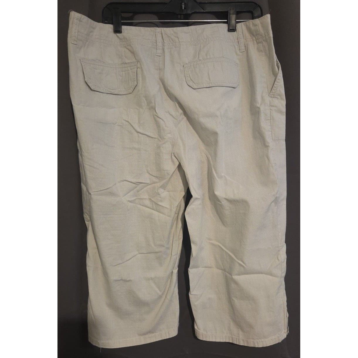 Bay Studio Khakis Beige Cotton Ripstop Crop Capri Pants, Women's Size 14 Utility - Thumbnail 4