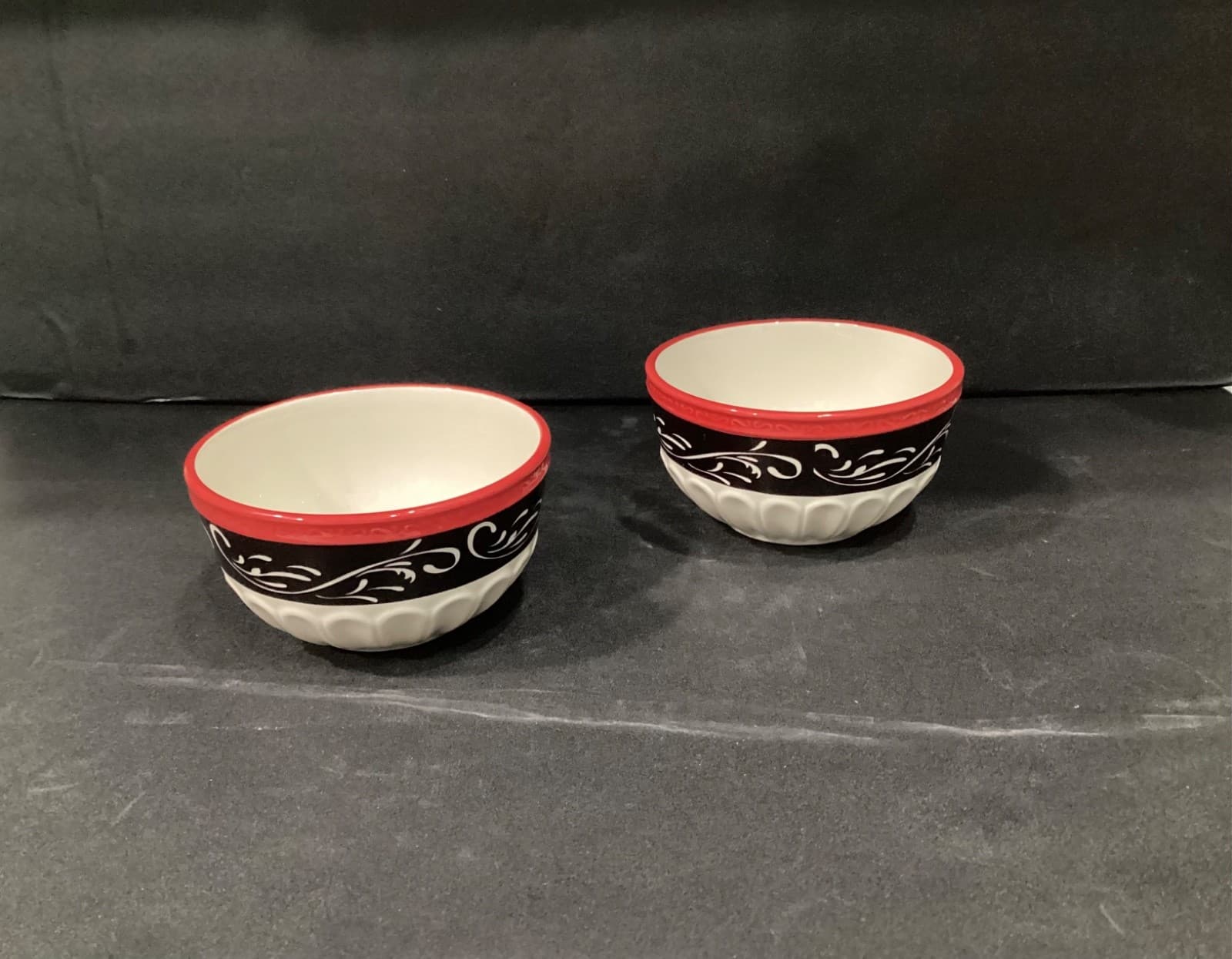 2 Cracker Barrel Susan Winget Day Break White Black Rooster Cereal Soup Bowls * - Thumbnail 2