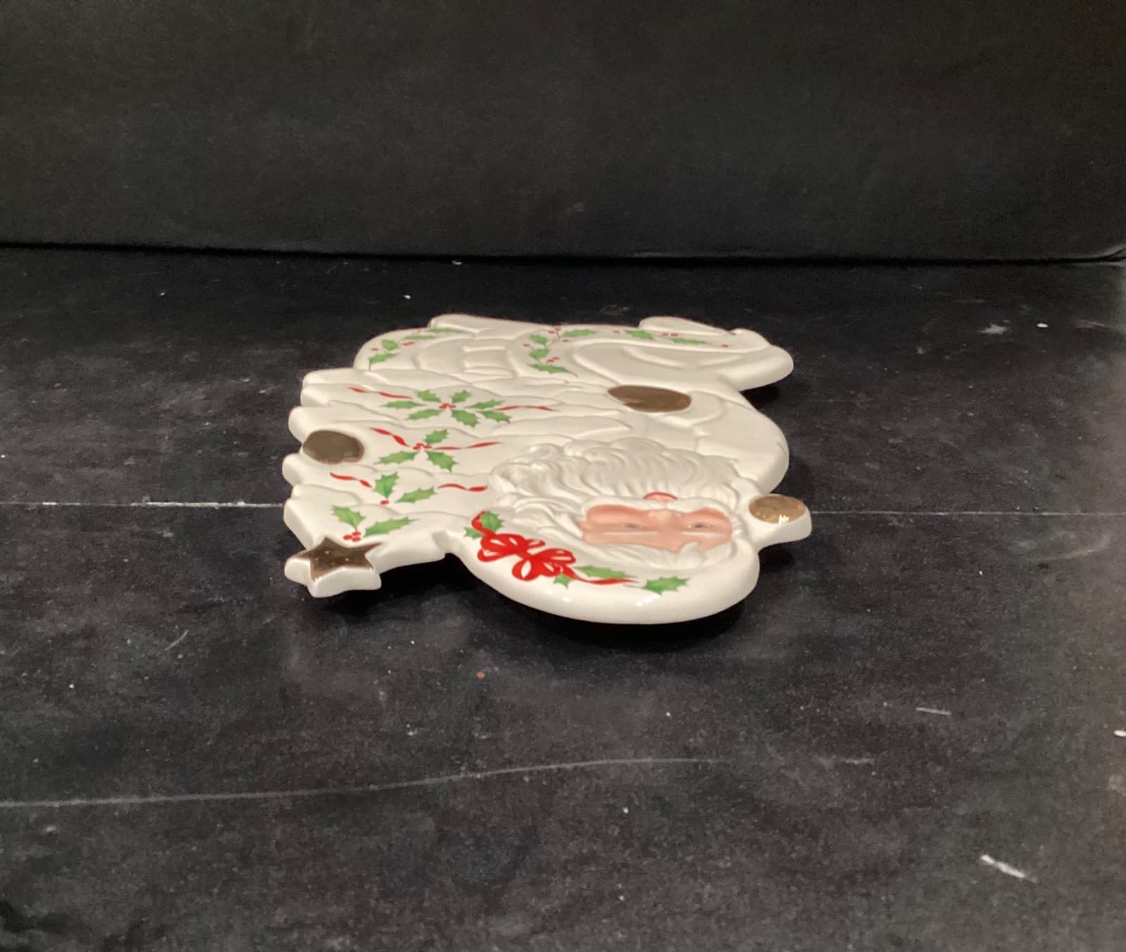 Vintage Lenox Christmas Santa Claus Trivet Gold Accents Holly Leaves - Thumbnail 5
