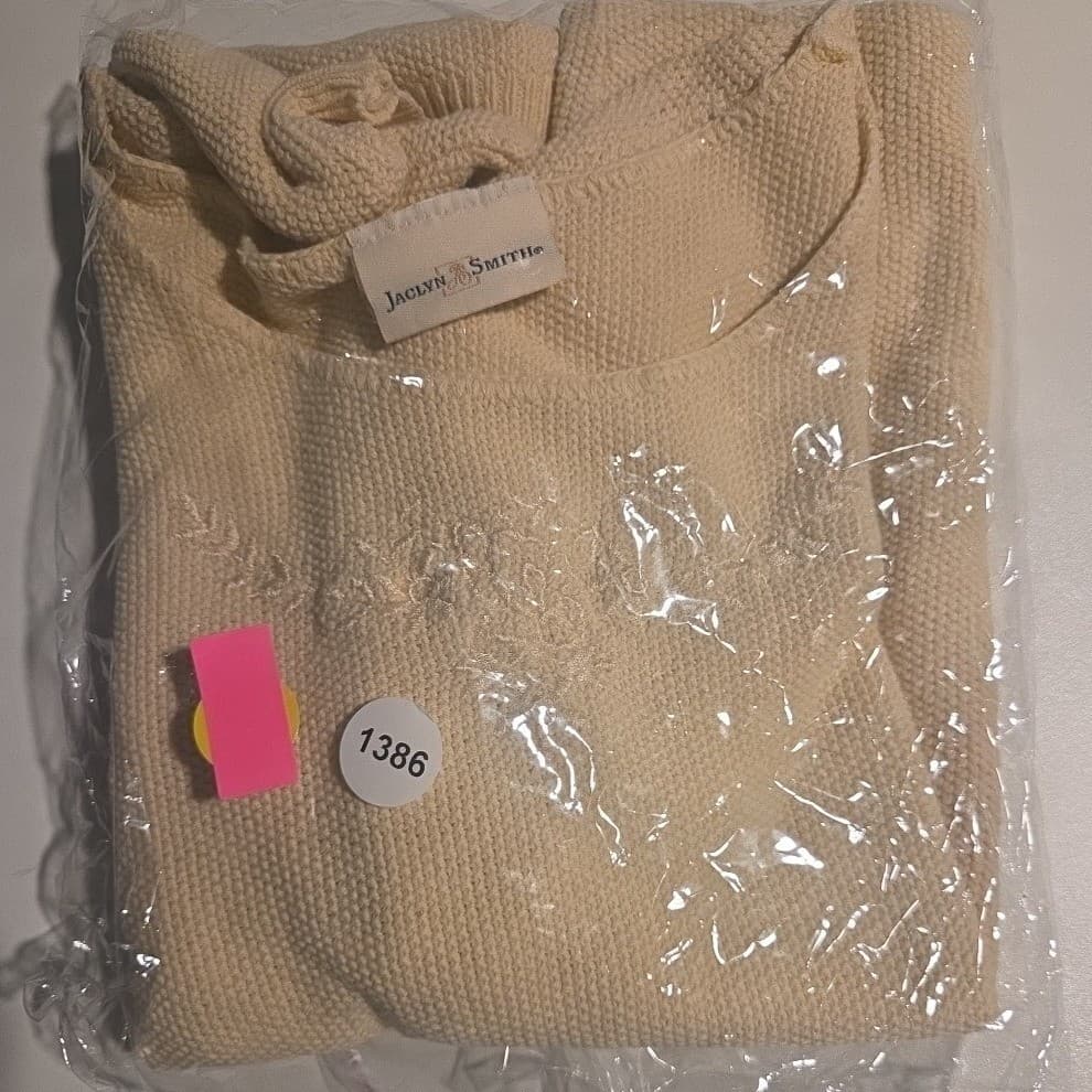 Jaclyn Smith Vintage Cream Knit Short Sleeve Embroidered Sweater, Women's Small - Thumbnail 9