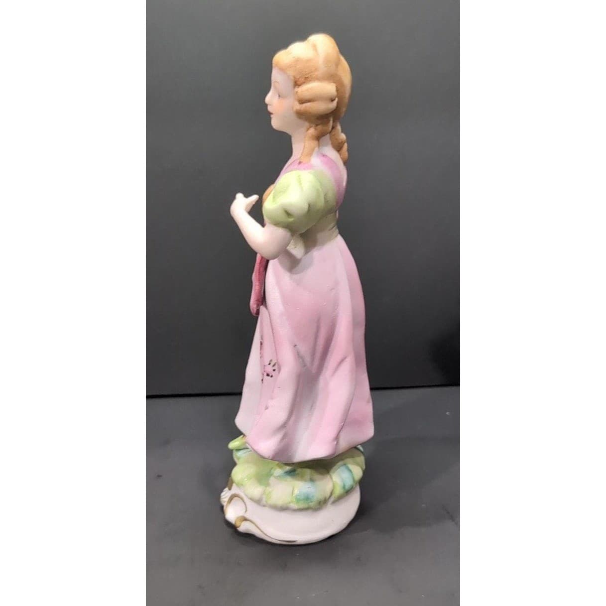 Capodimonte Porcelain Lady Figurine, Woman With Parasol, Umbrella Sculpture - Thumbnail 5