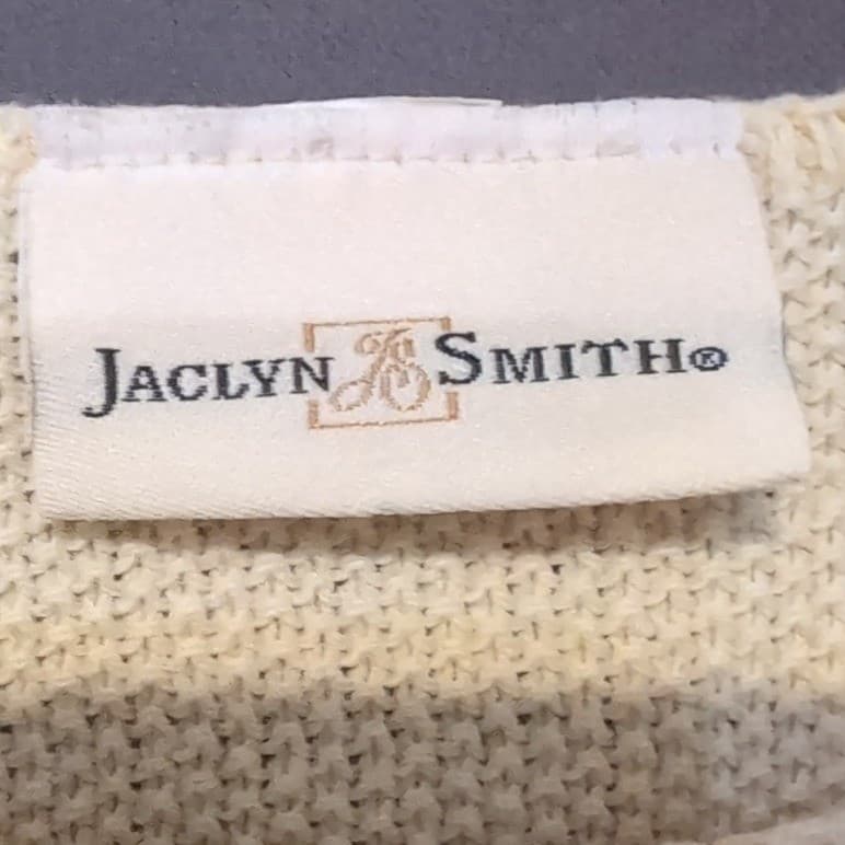 Jaclyn Smith Vintage Cream Knit Short Sleeve Embroidered Sweater, Women's Small - Thumbnail 5