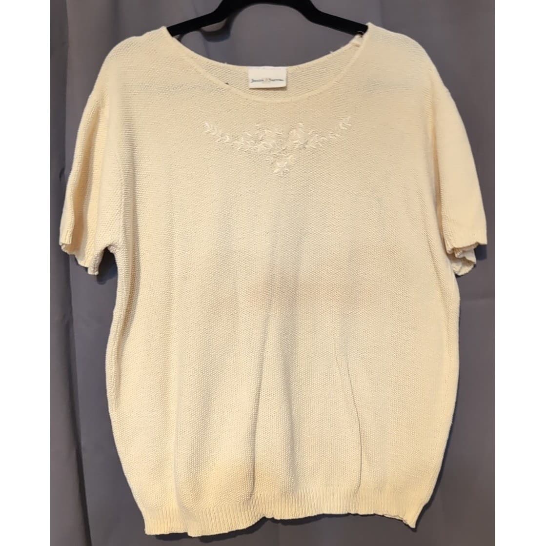 Jaclyn Smith Vintage Cream Knit Short Sleeve Embroidered Sweater, Women's Small - Thumbnail 3
